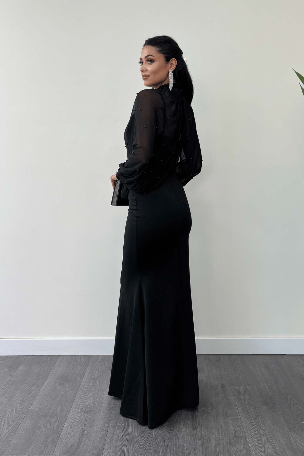 Krep Kumaş İnci Bolero Detaylı Balık Elbise - SİYAH