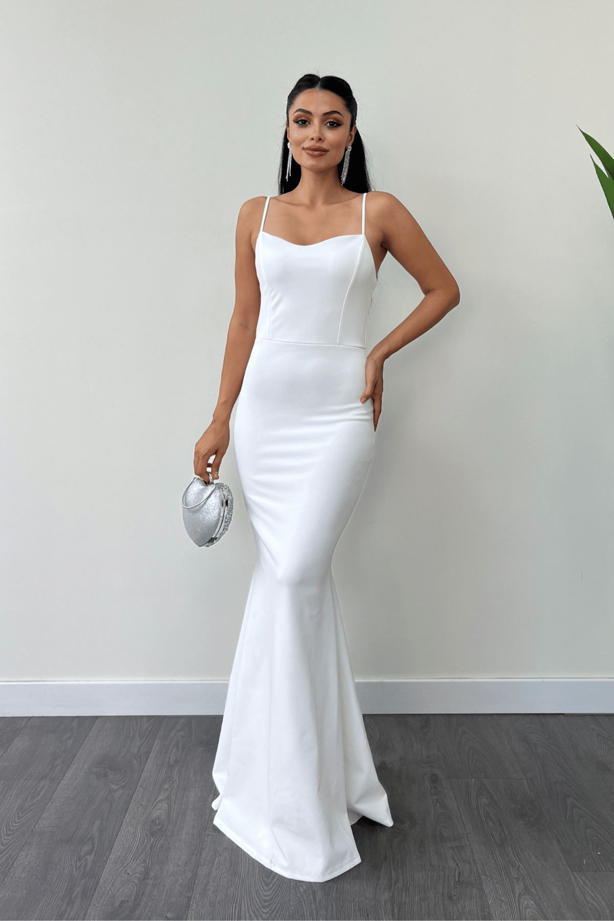 Krep Kumaş İnci Bolero Detaylı Balık Elbise - BEYAZ