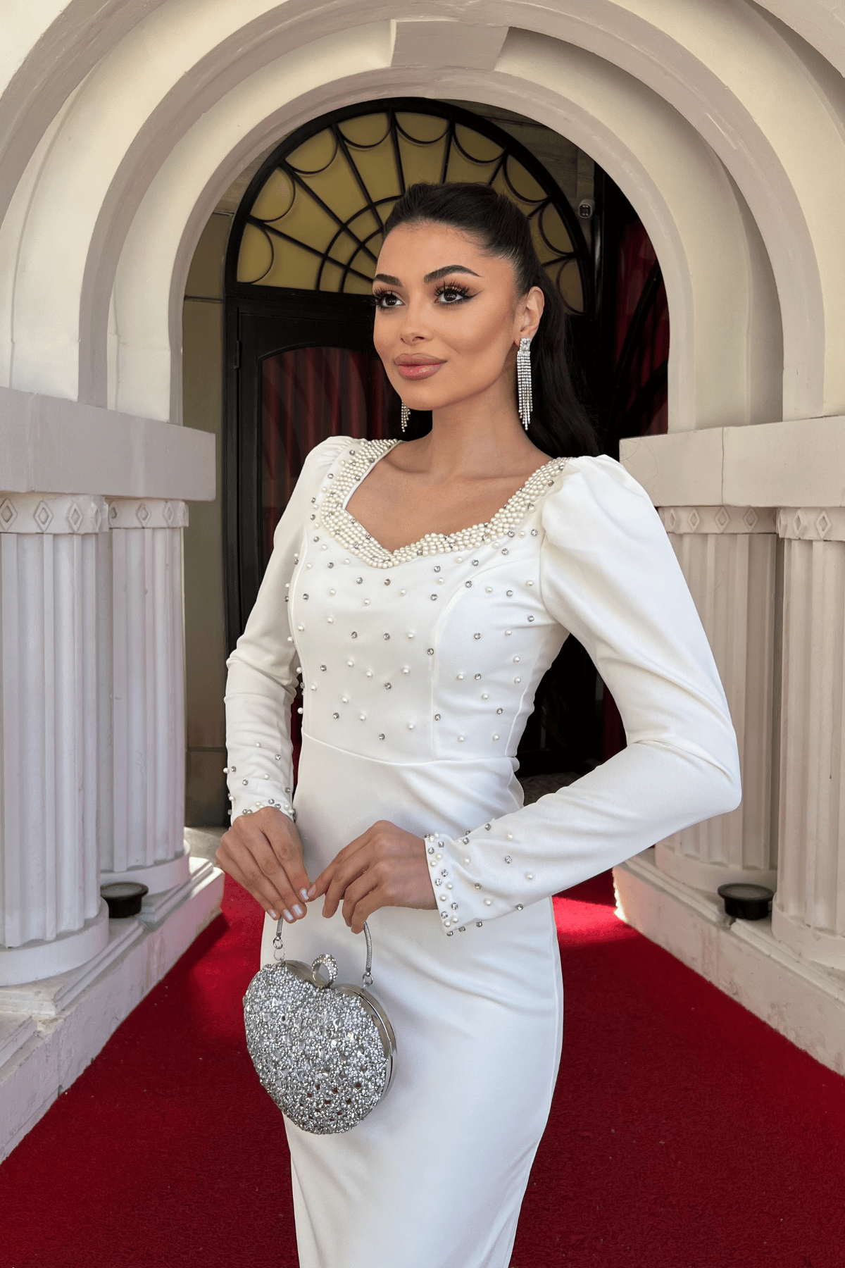 Krep Kumaş İnci Detaylı Kalem Abiye Elbise - BEYAZ