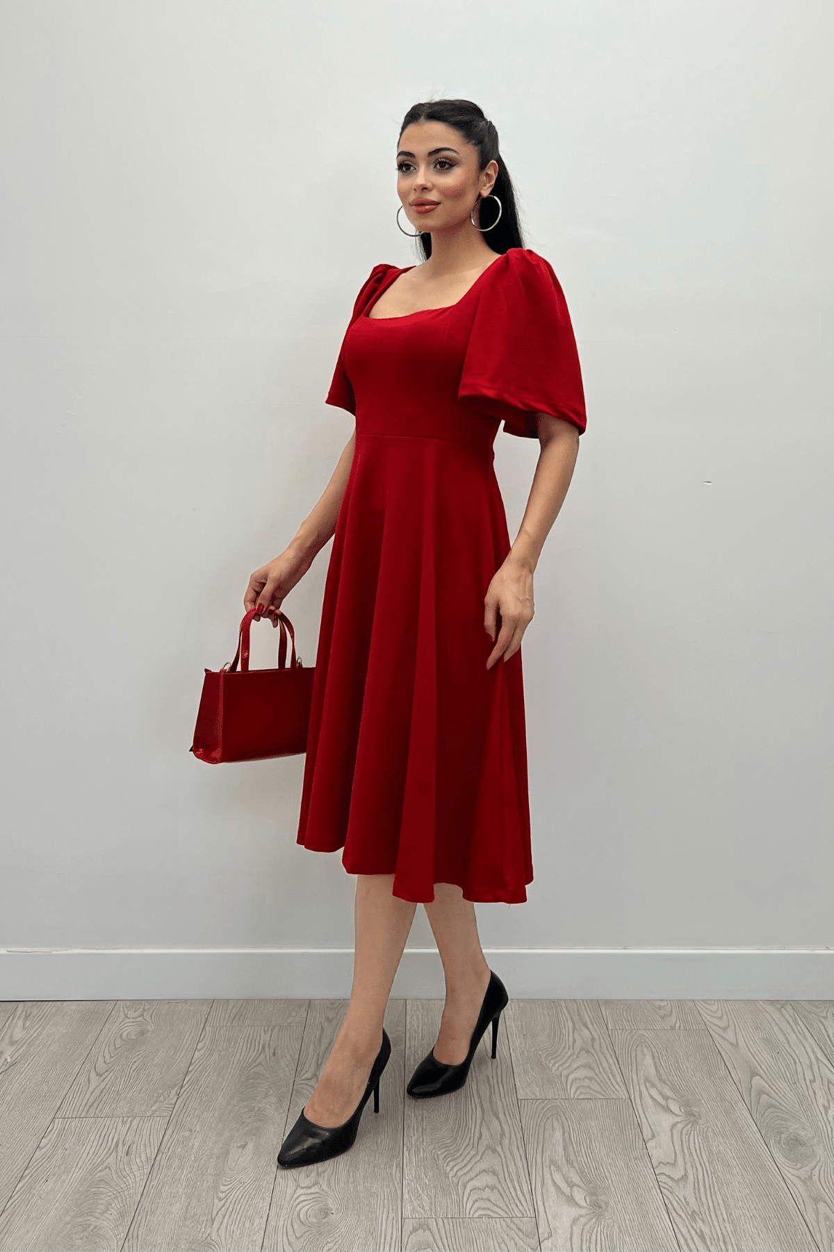 Krep Kumaş Kare Yaka Midiboy Abiye Elbise - KIRMIZI