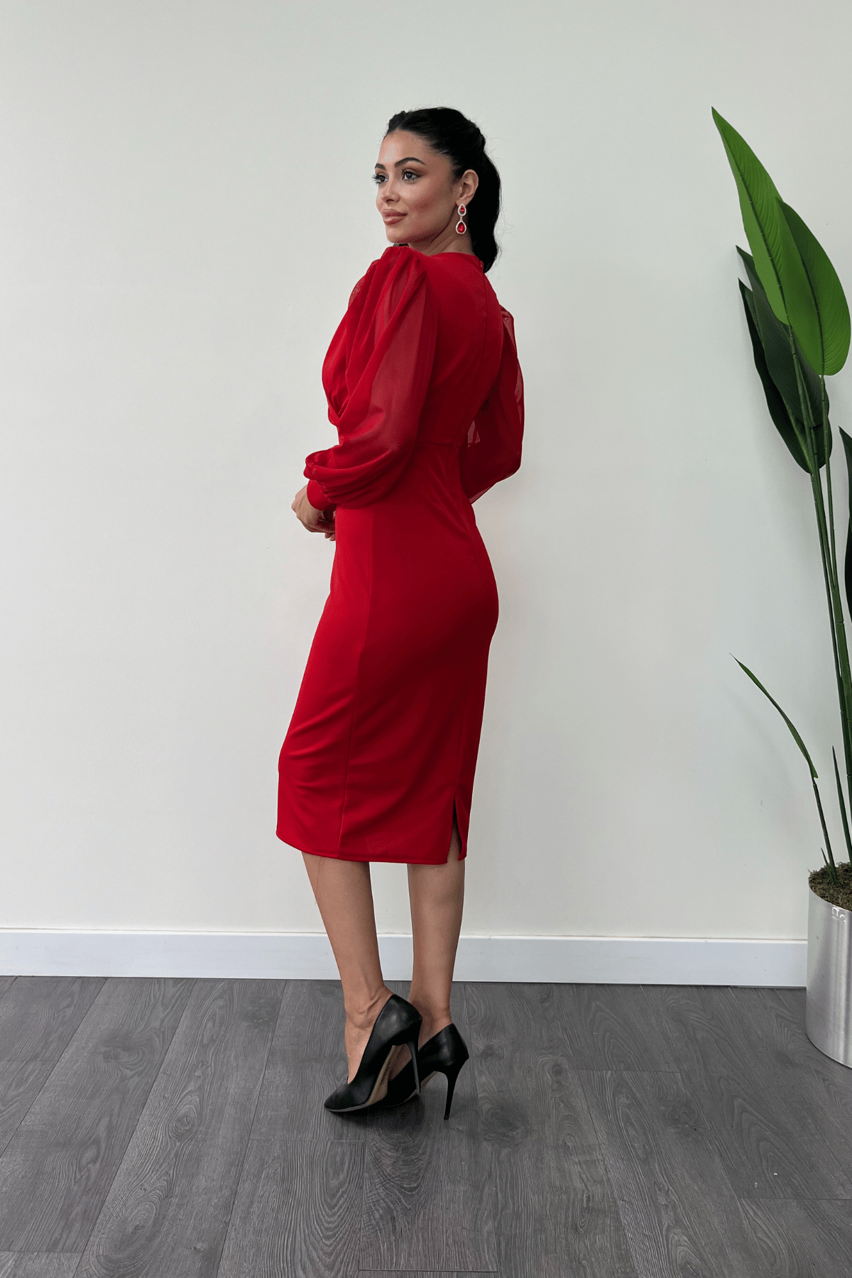 Krep Kumaş Kollar Tül Kalem Elbise - KIRMIZI