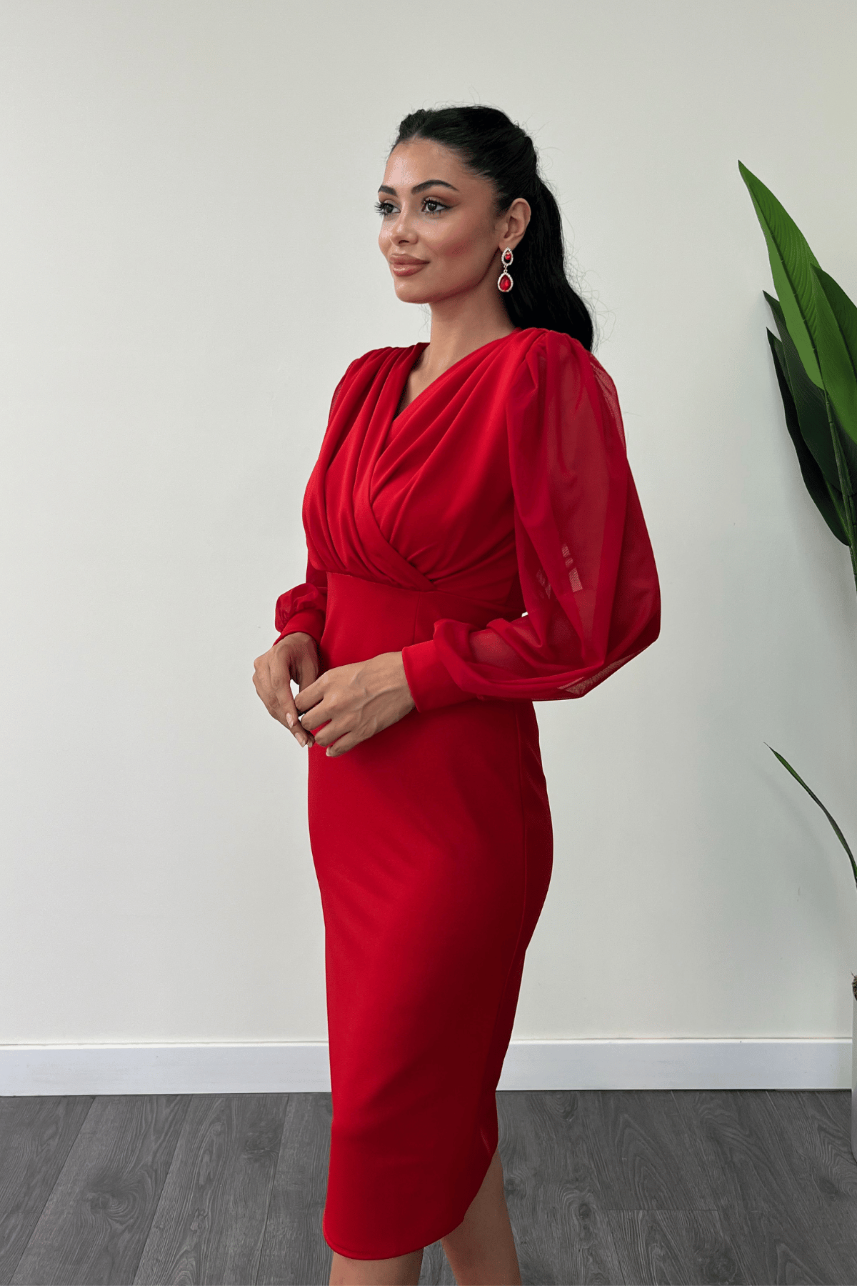 Krep Kumaş Kollar Tül Kalem Elbise - KIRMIZI