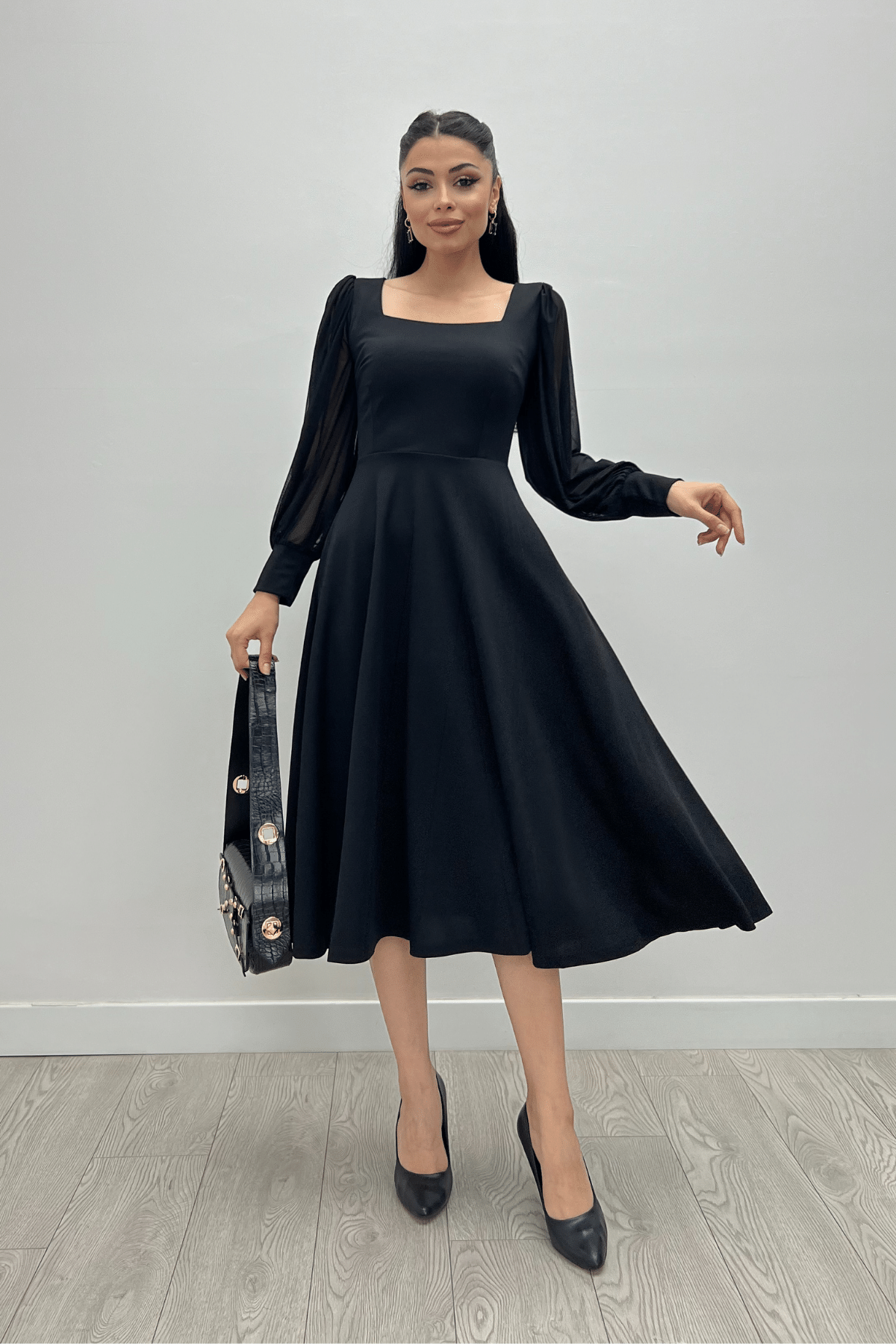 Krep Kumaş Kolları Tül Detaylı Midi Elbise - SİYAH