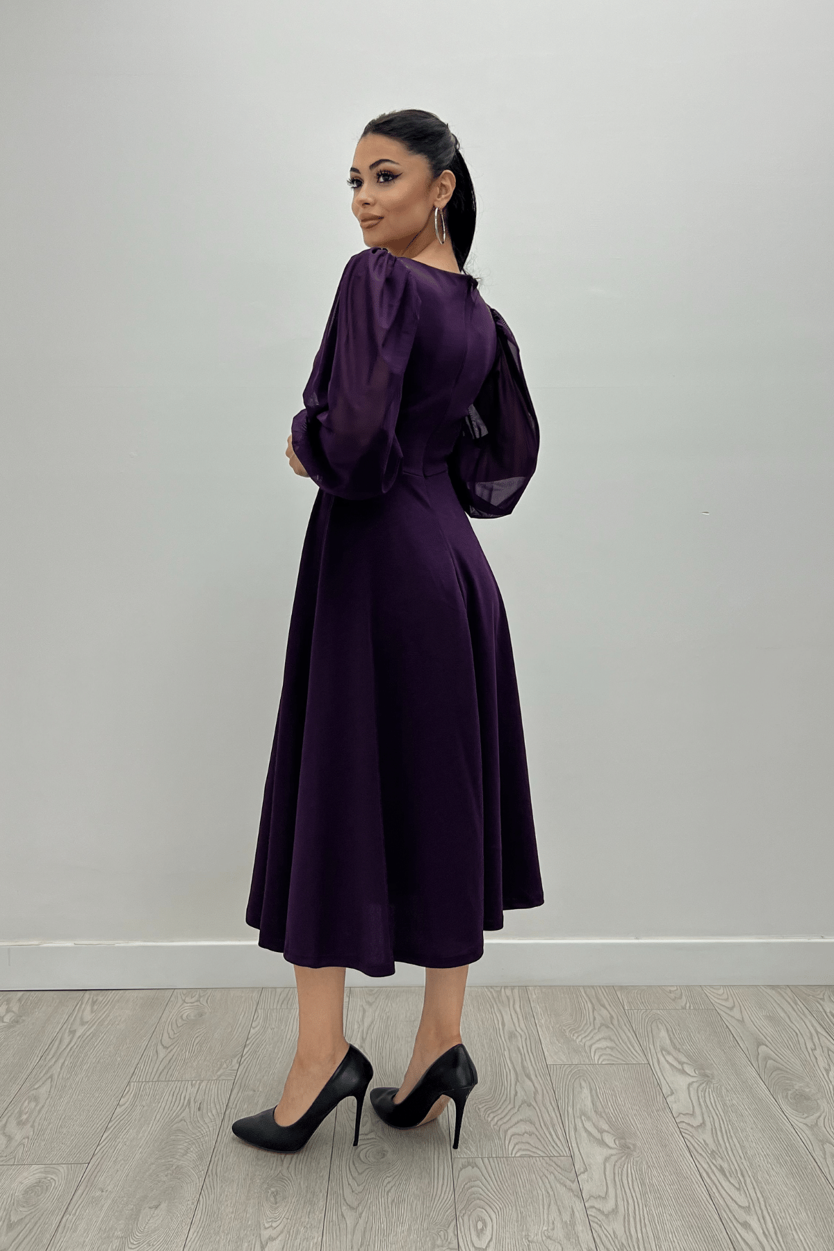 Krep Kumaş Kolları Tül Detaylı Midi Elbise - PATLICAN MOR