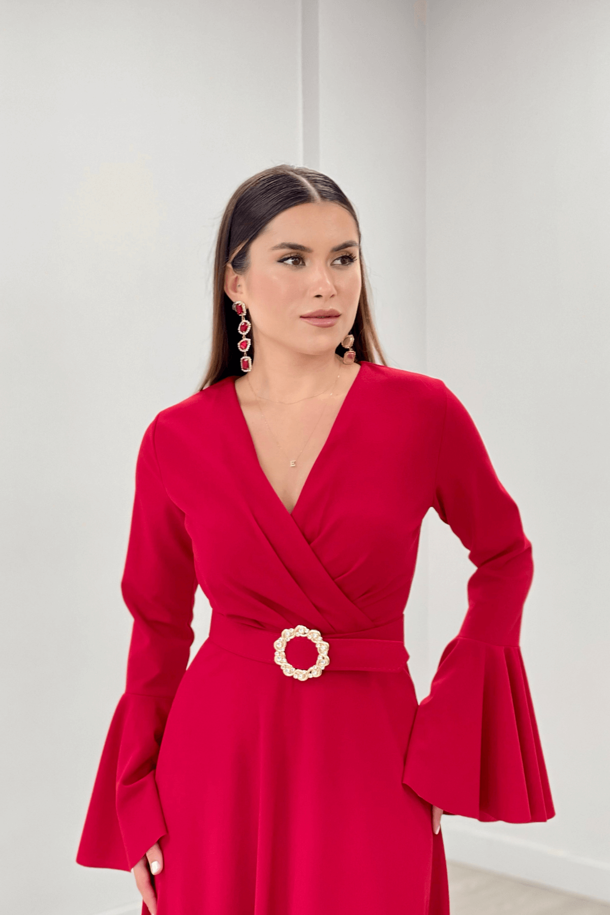 Krep Kumaş Kolları Volan Detaylı Maxiboy Abiye Elbise - KIRMIZI