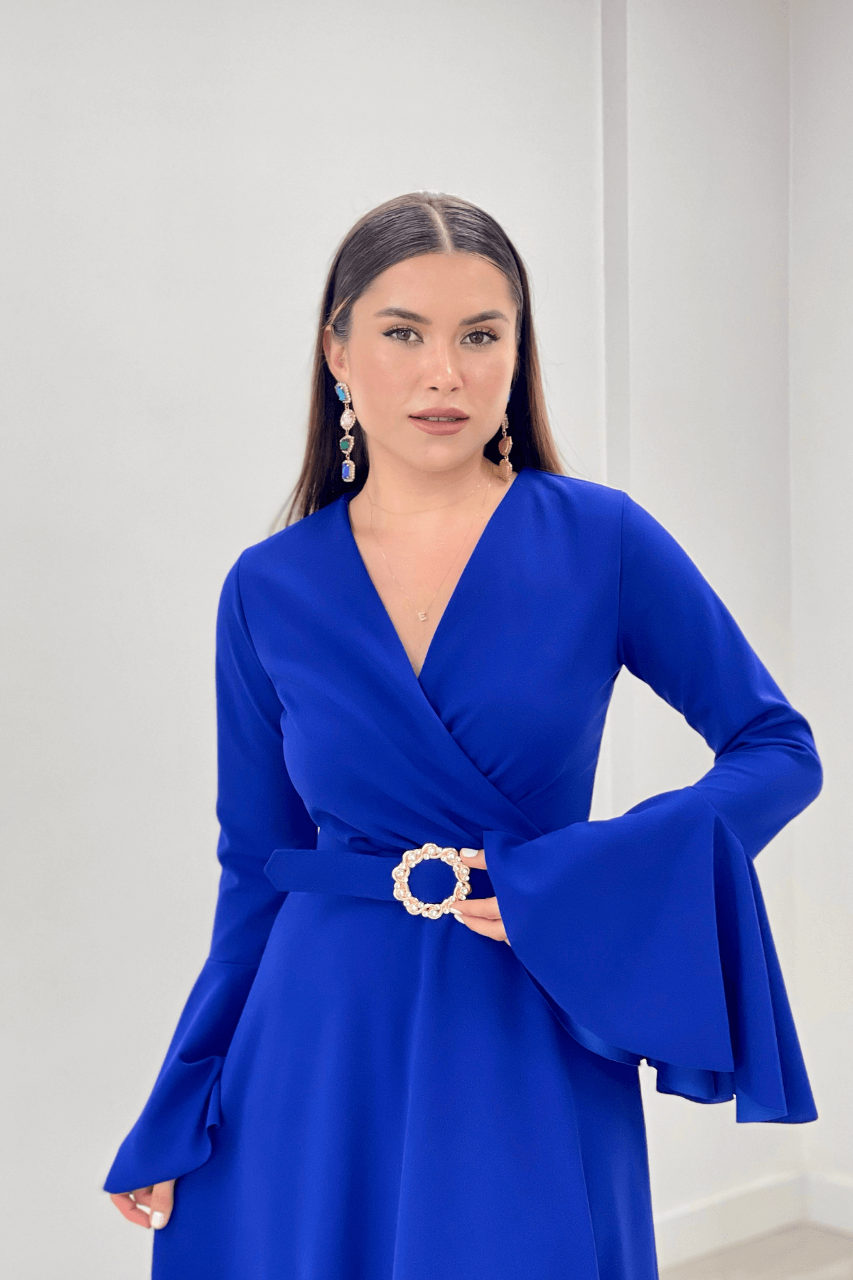 Krep Kumaş Kolları Volan Detaylı Maxiboy Abiye Elbise - SAKS MAVİ