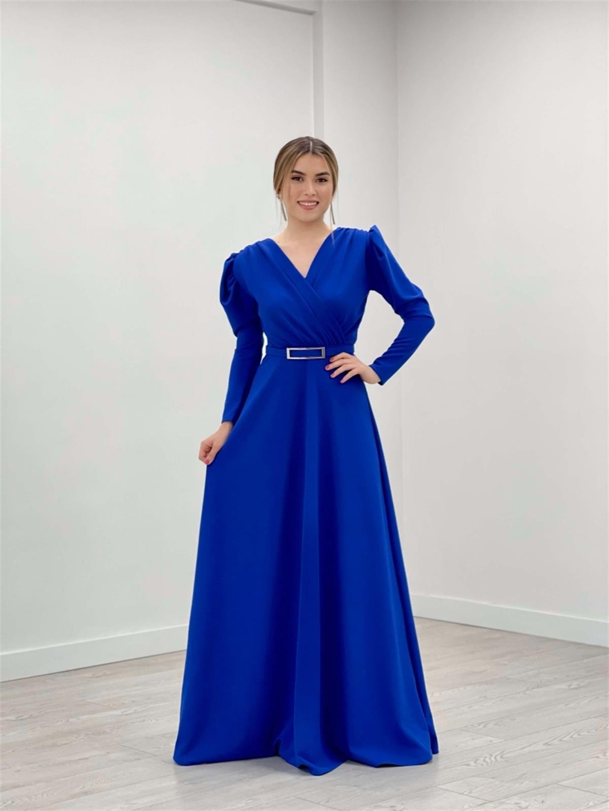 Krep Kumaş Kruvaze Yaka Kiloş Elbise - SAKS MAVİ