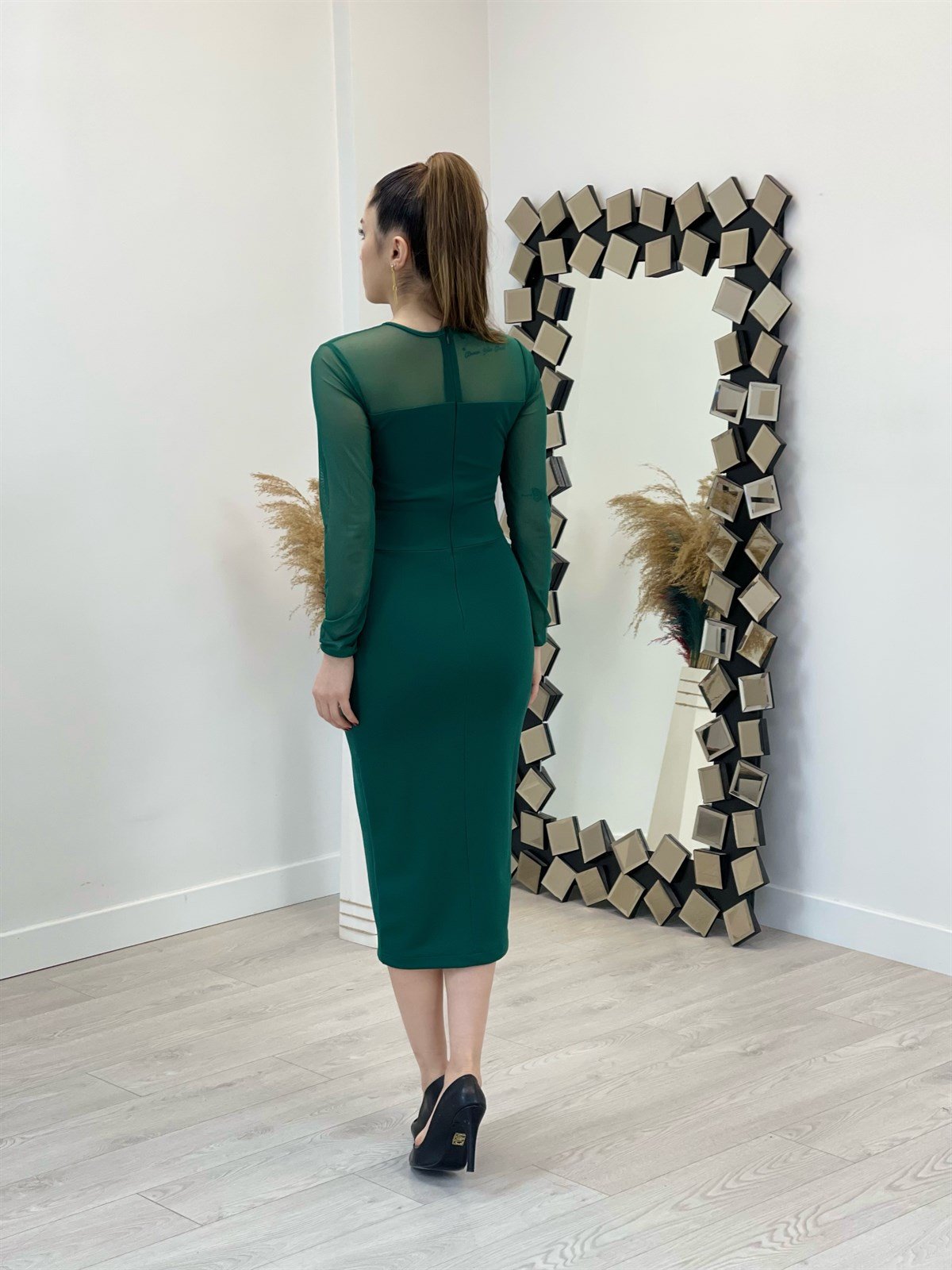 Krep Kumaş Tül Detaylı Kalem Elbise - ZÜMRÜT YEŞİLİ