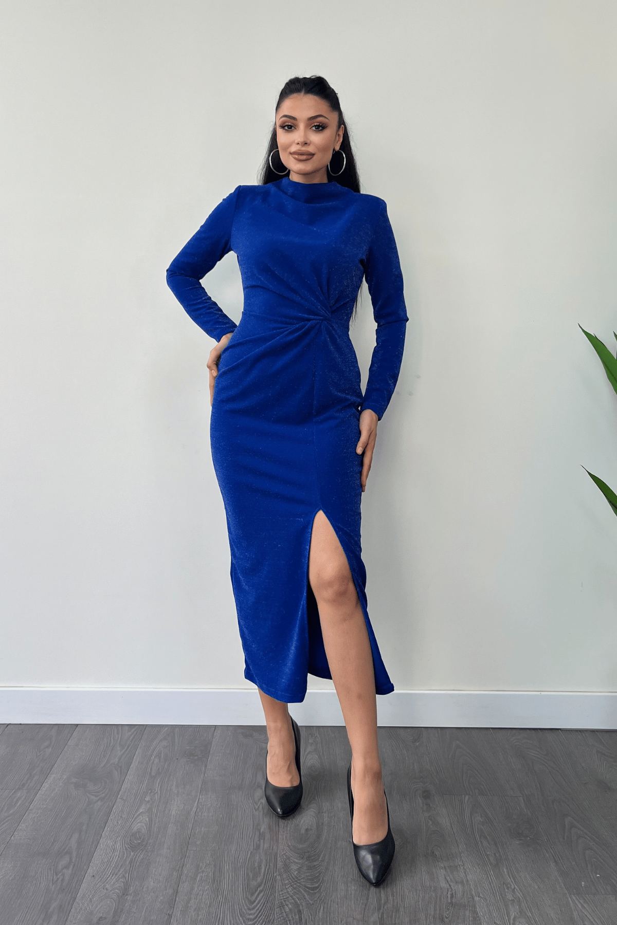 Krep Simli Kumaş Burgu Detaylı Kalem Elbise - SAKS MAVİ