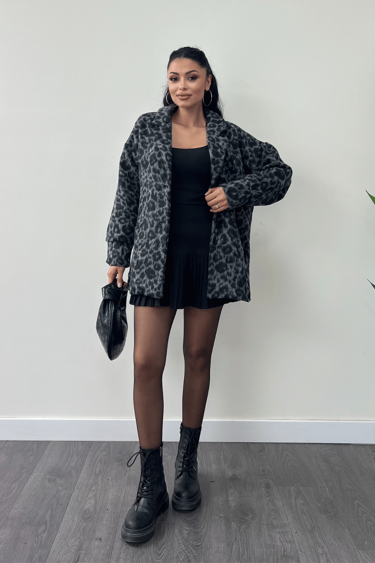 Leopar Desenli Kaşe Kumaş Kaban - SİYAH