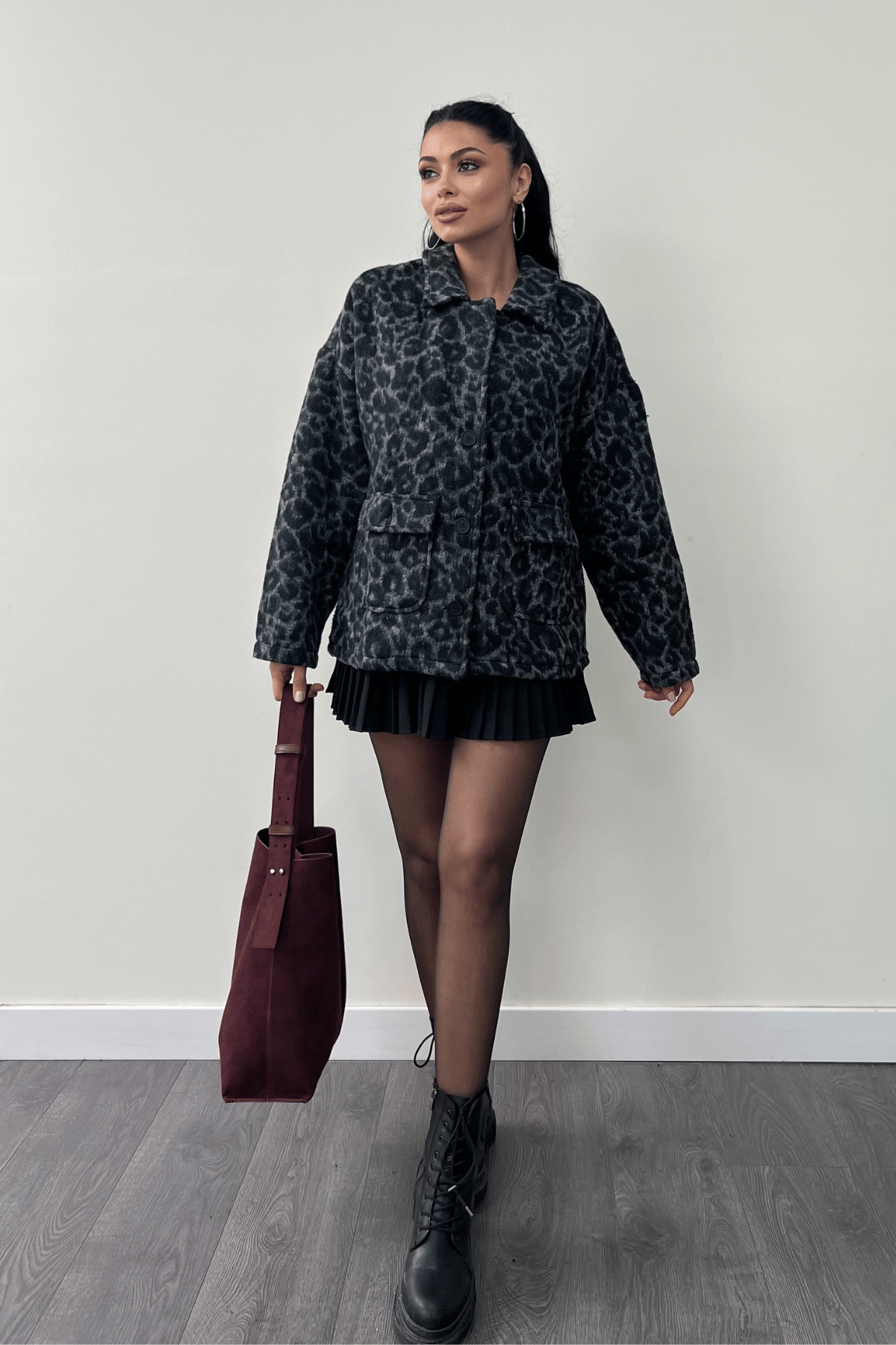 Leopar Desenli Kaşe Kumaş Kaban - SİYAH