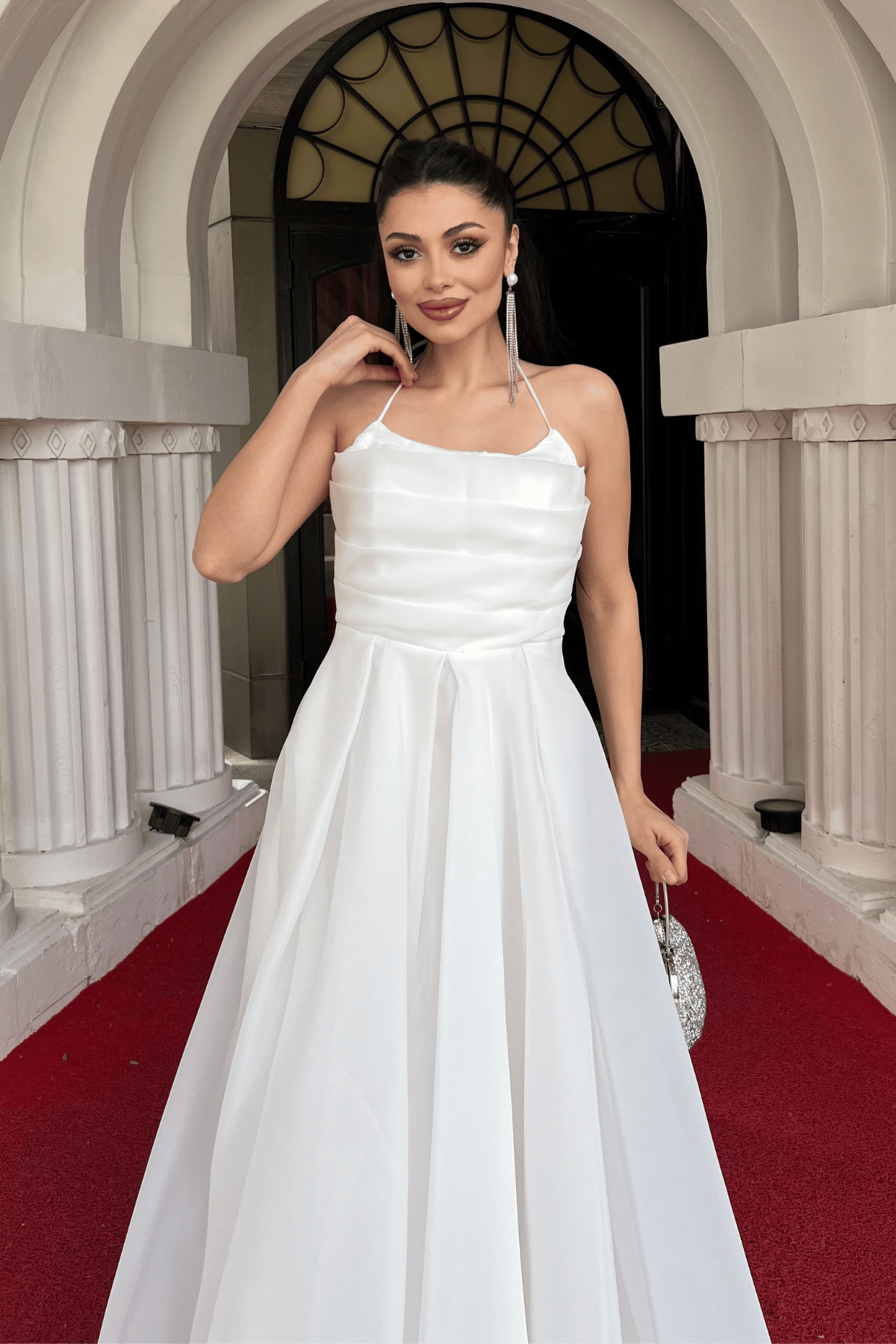 Organze Kumaş Sırtı İpli Tasarım Elbise - BEYAZ