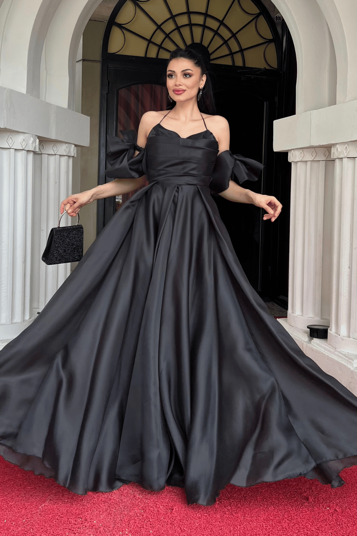 Organze Kumaş Sırtı İpli Tasarım Elbise - SİYAH