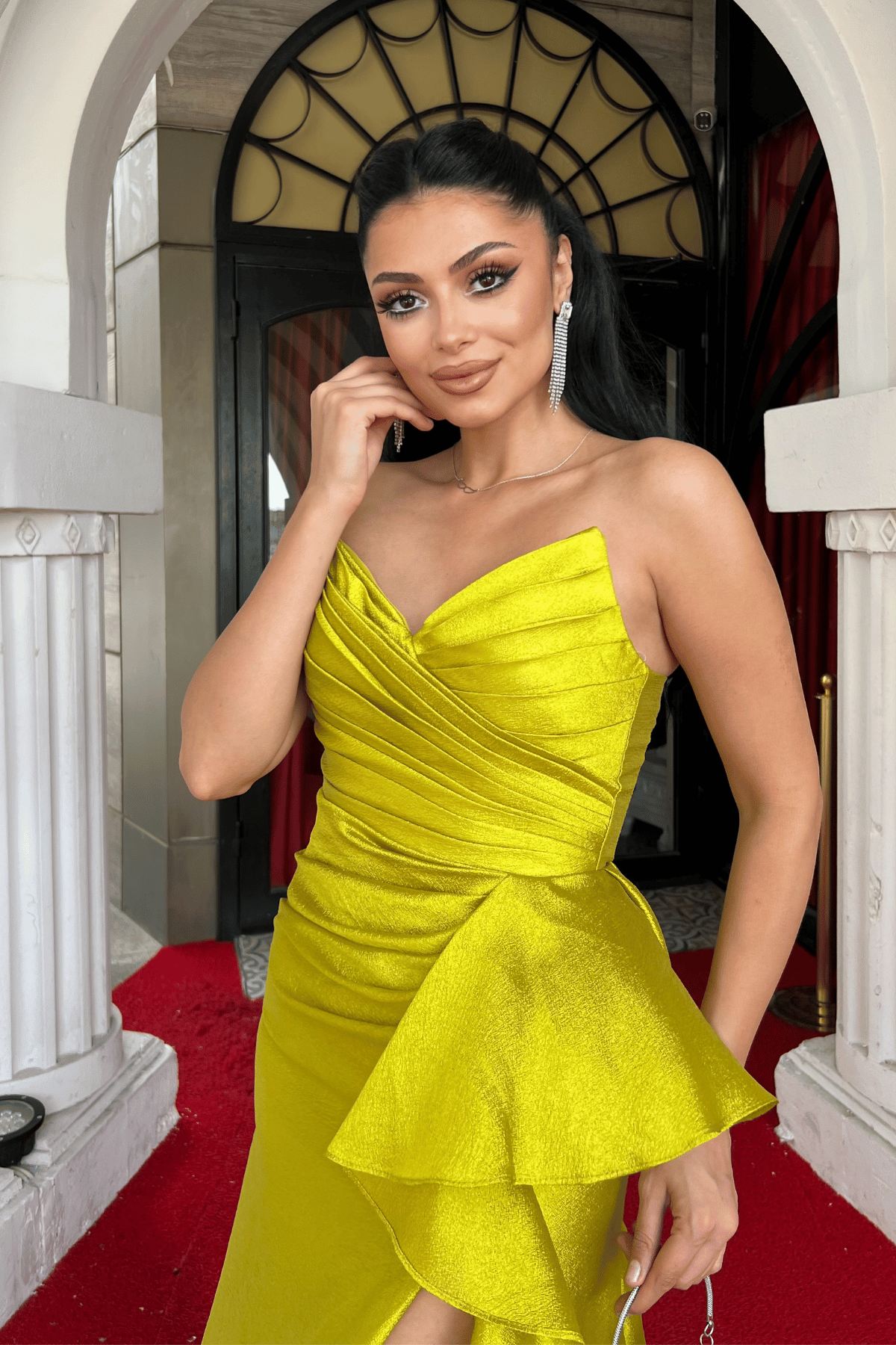 Organze Saten Kumaş Sırt İpli Abiye Elbise - Fıstık Yeşili