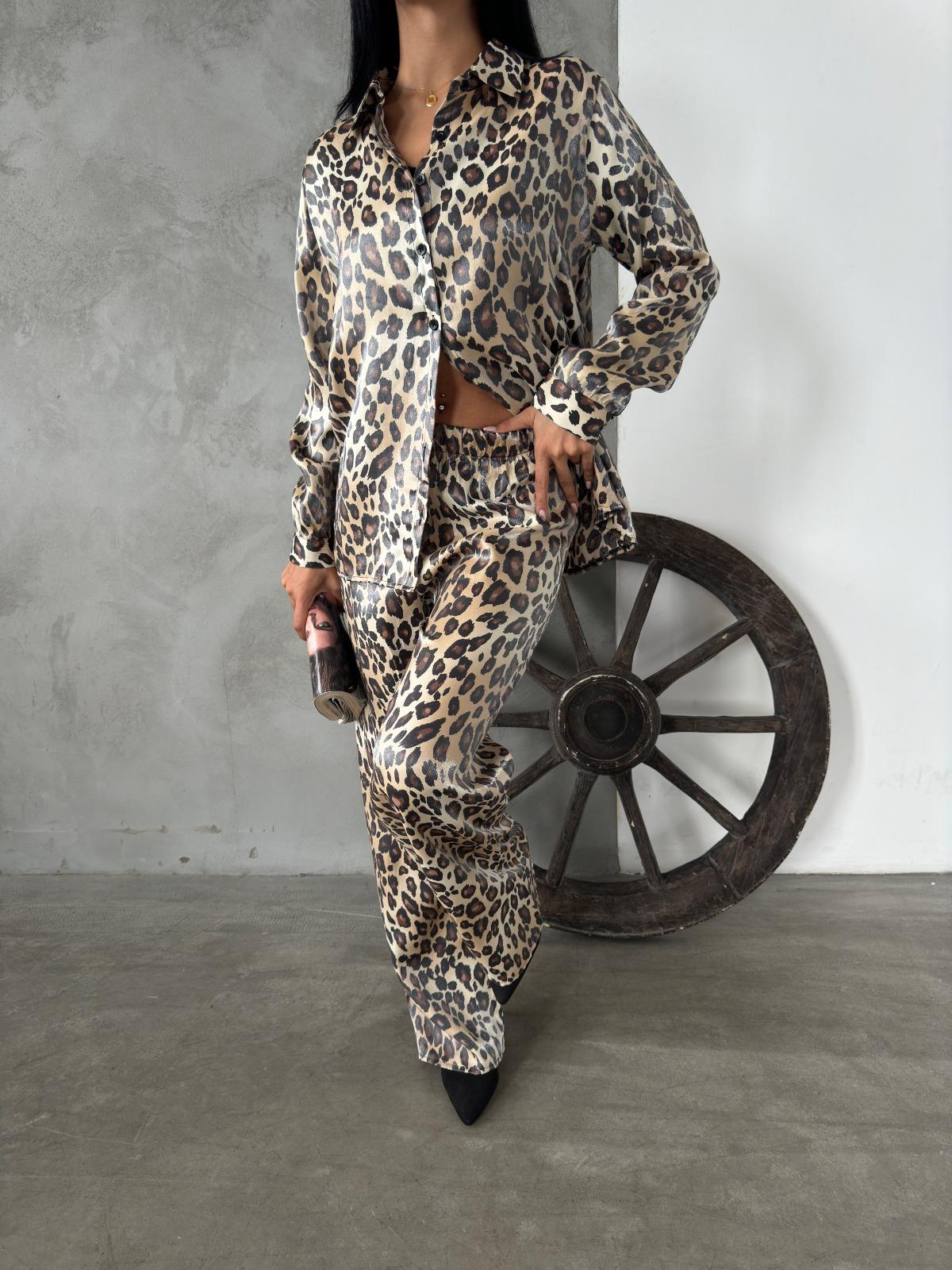 Parlak Mono Kumaş Leopar Baskılı Takım - KREM