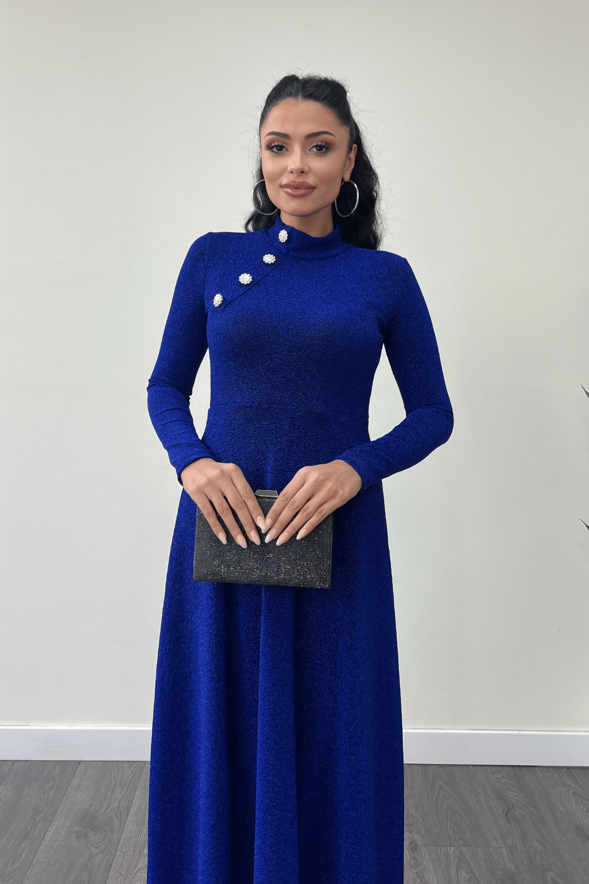 Pırıltılı Krep Kumaş Düğme Detaylı Midi Elbise - SAKS MAVİ