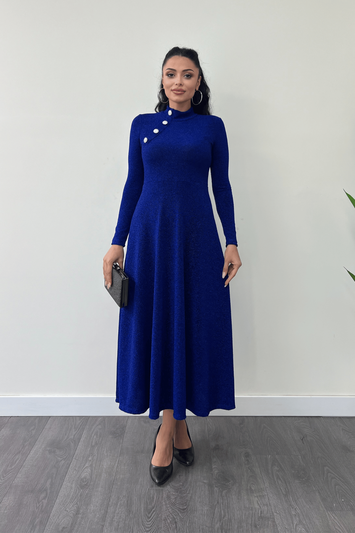 Pırıltılı Krep Kumaş Düğme Detaylı Midi Elbise - SAKS MAVİ