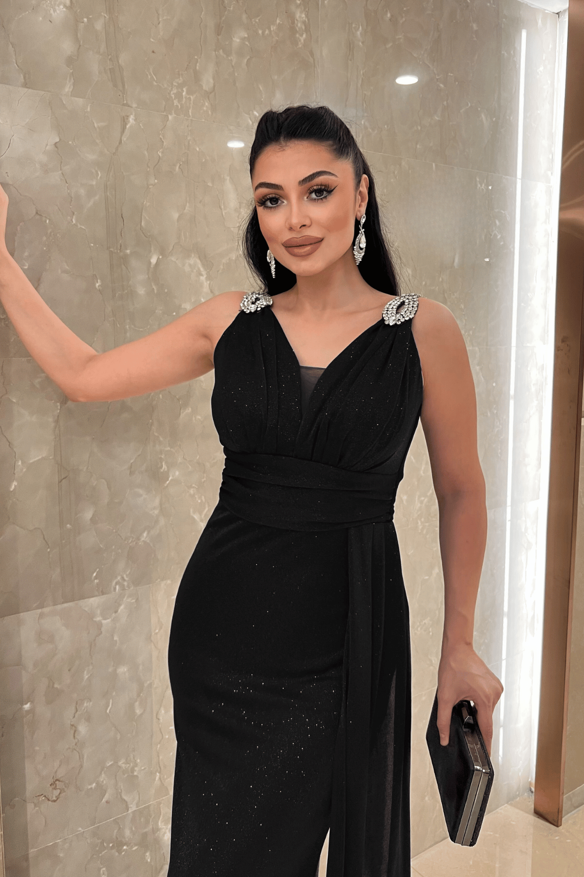 Pırıltılı Kumaş Taş Detaylı Abiye Elbise - SİYAH