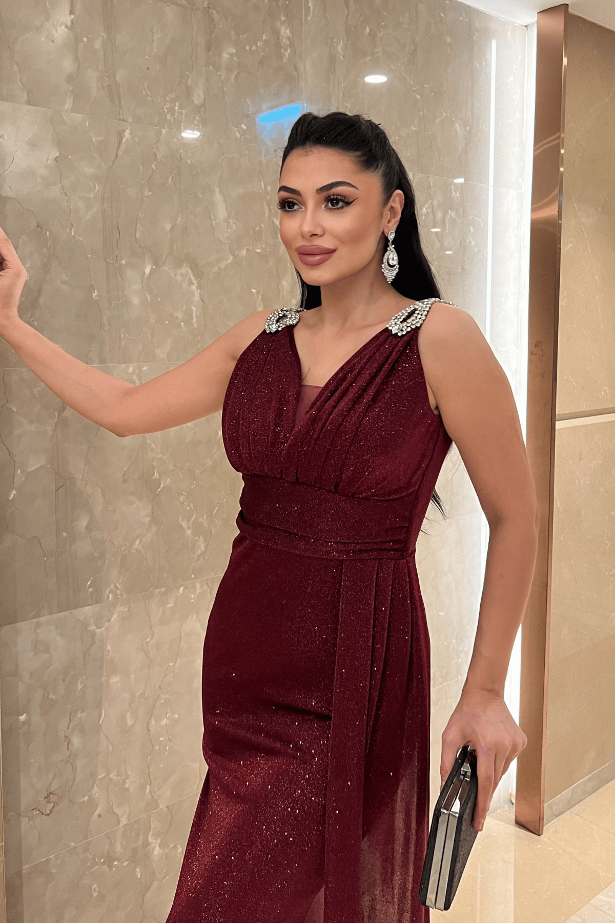 Pırıltılı Kumaş Taş Detaylı Abiye Elbise - BORDO