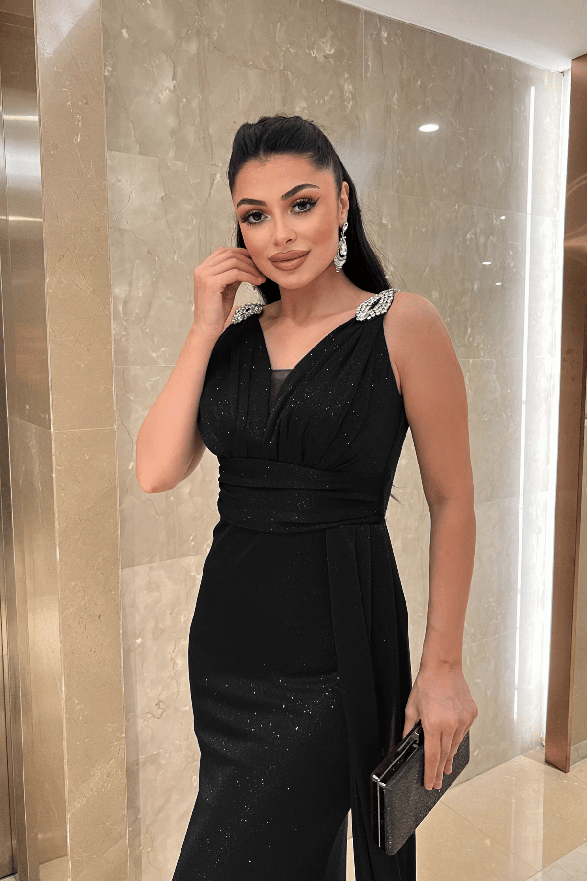 Pırıltılı Kumaş Taş Detaylı Abiye Elbise - SİYAH