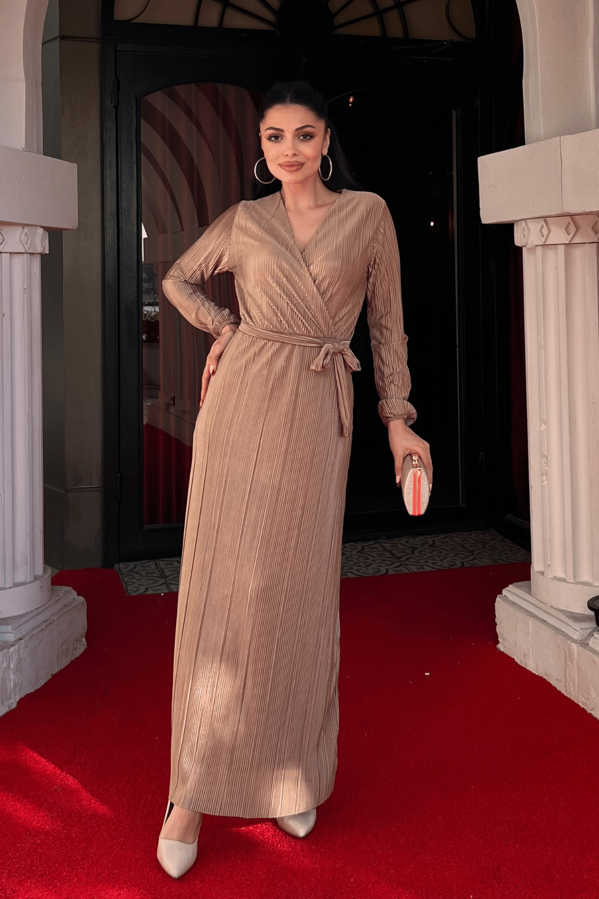 Pliseli Kuşaklı Elbise - VİZON