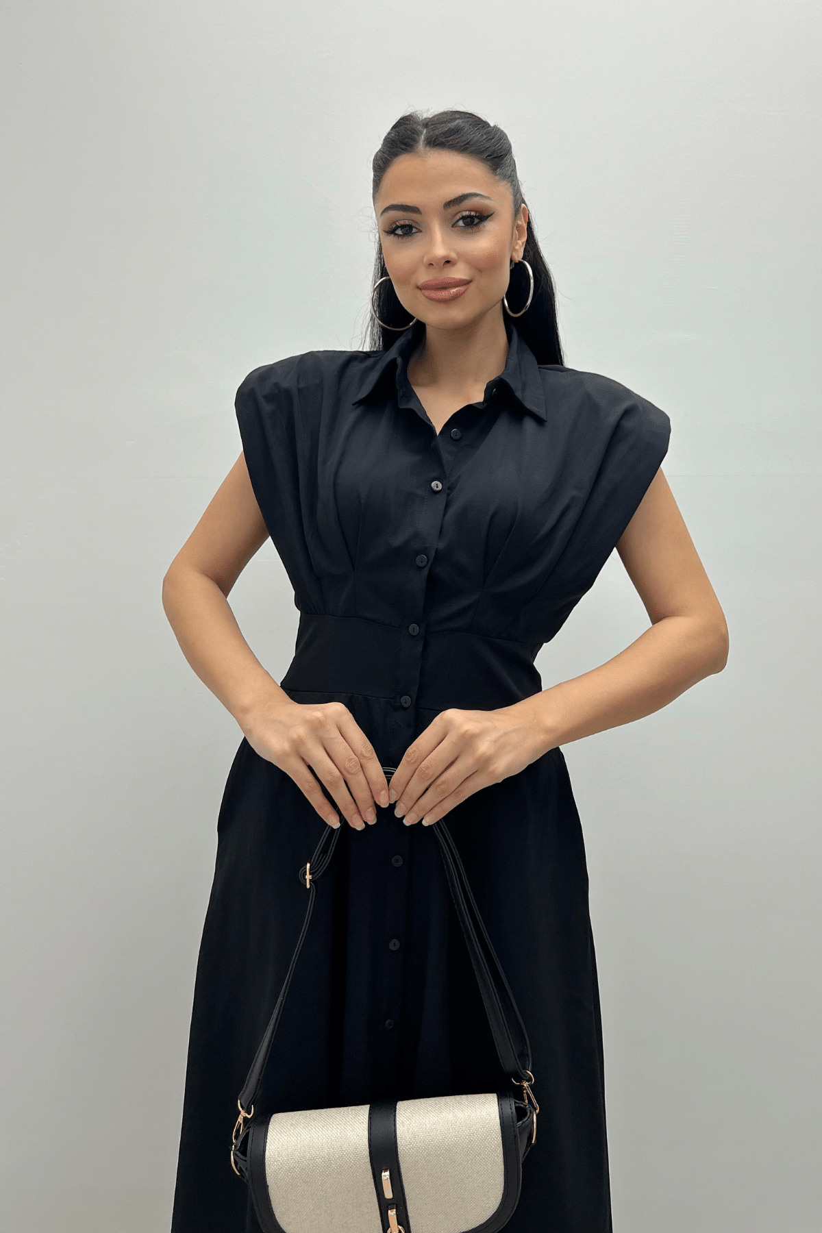 Poplin Kumaş Düğme Detaylı Elbise - SİYAH
