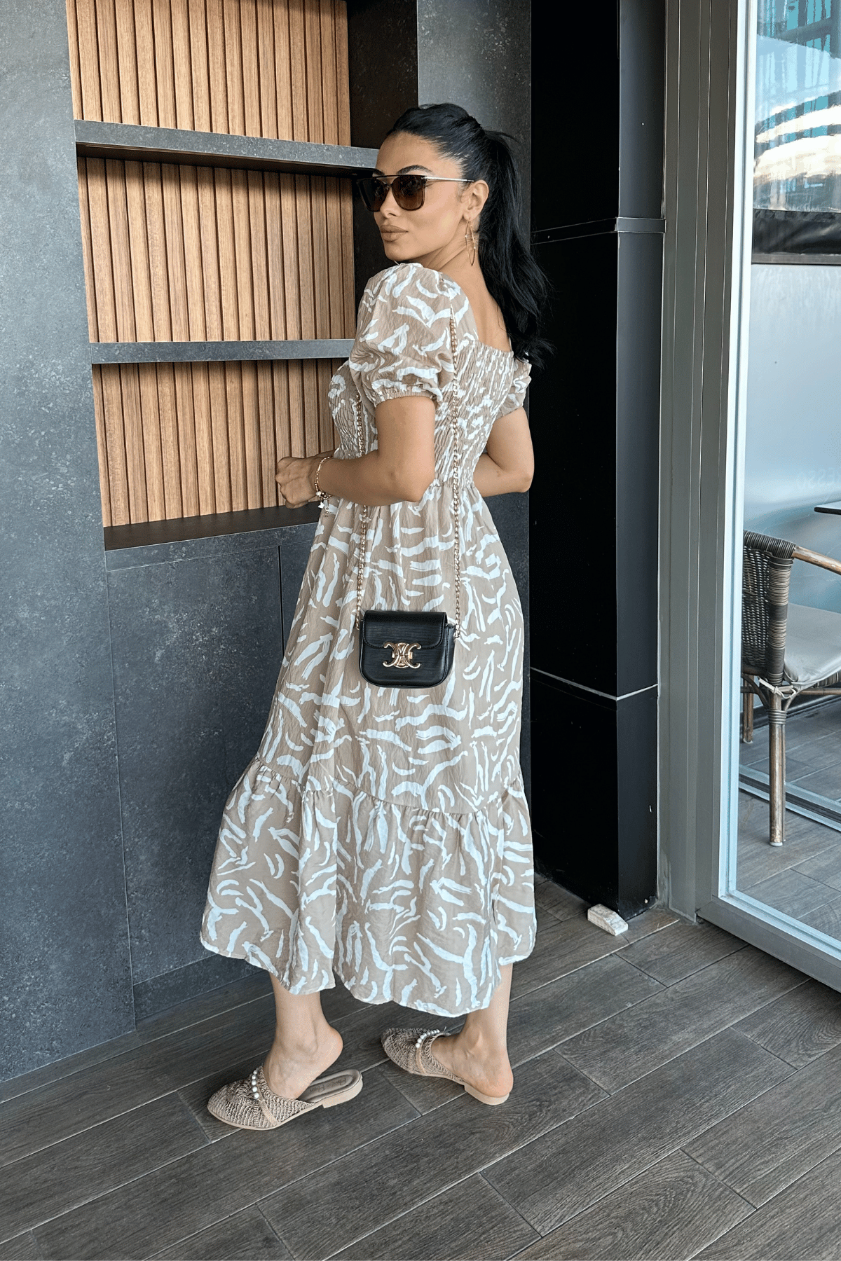 Poplin Kumas Göğüsü Büzgü  Detaylı Midi Elbise - KREM