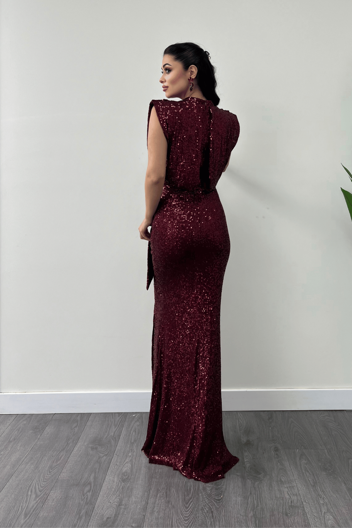 Pul Payet Kumaş Büzgü Detaylı Abiye Elbise - BORDO