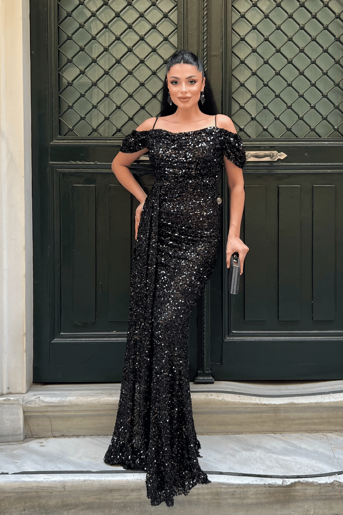 Pul Payet Kumaş Degaje Yaka Abiye Elbise - SİYAH