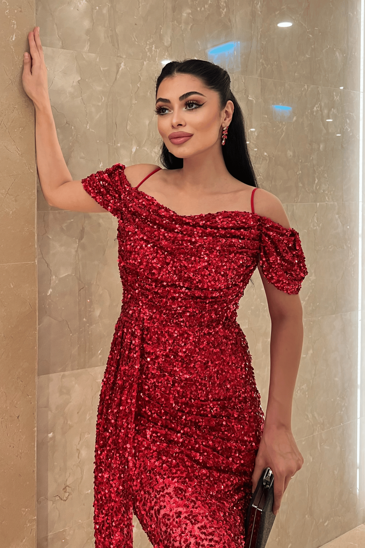 Pul Payet Kumaş Degaje Yaka Abiye Elbise - KIRMIZI