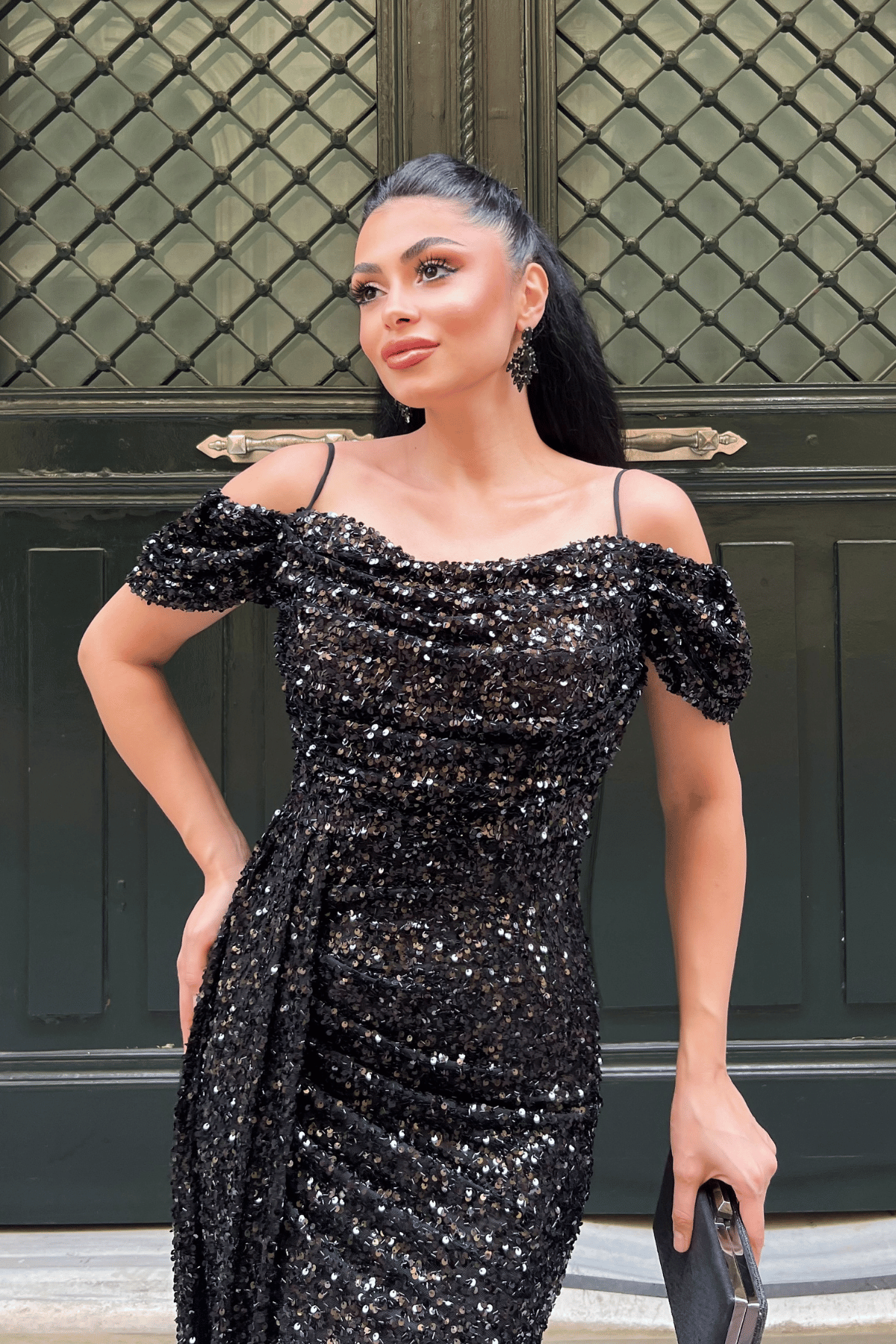 Pul Payet Kumaş Degaje Yaka Abiye Elbise - SİYAH