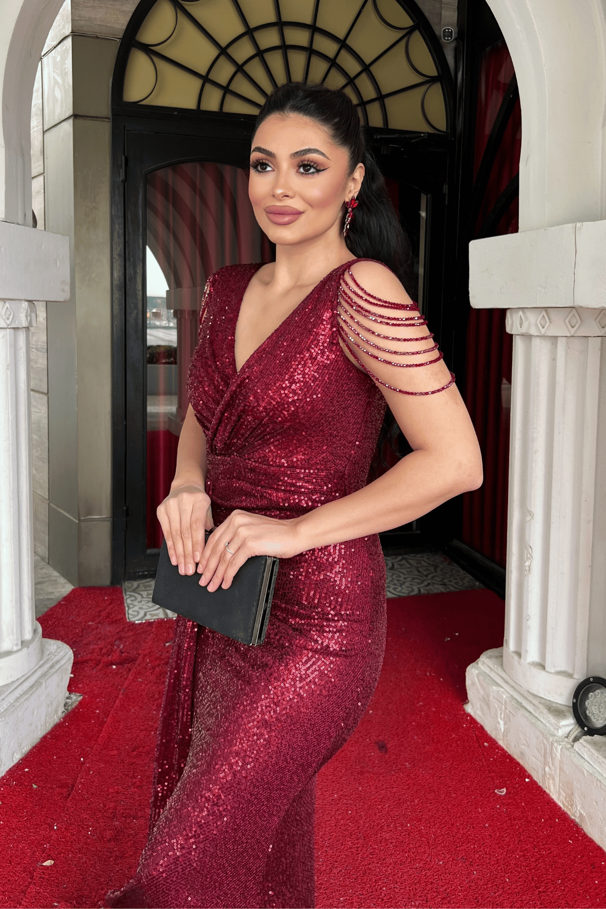 Pul Payet Kumaş Omuz Püskül Boncuk Balık Elbise - BORDO