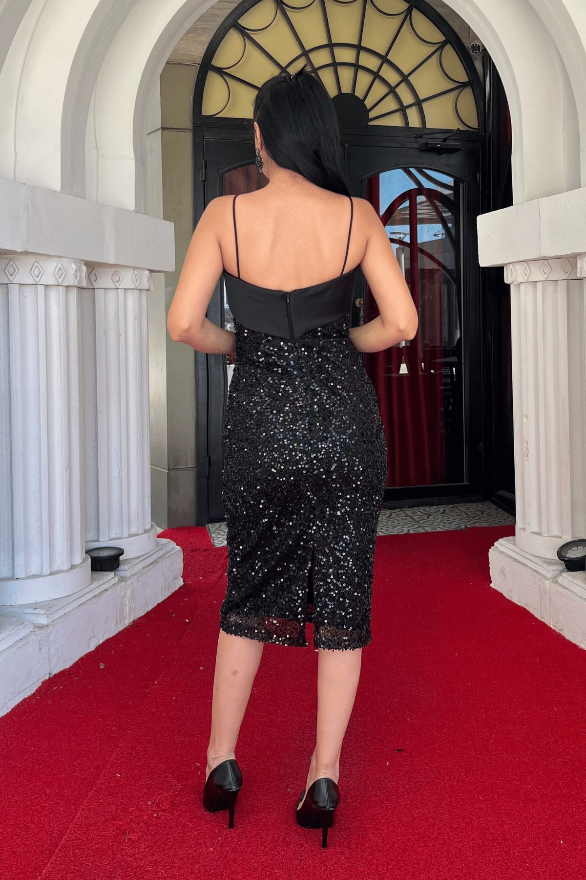 Pul Payet Kumaş Saten Detaylı Kalem Elbise - SİYAH