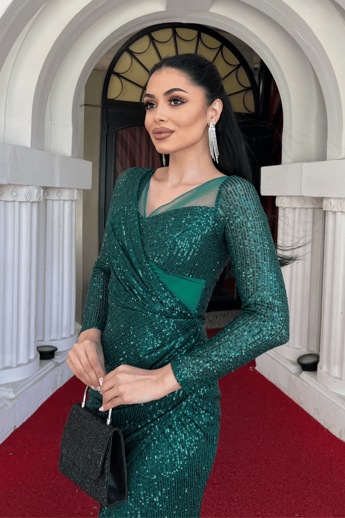 Pul Payet Kumaş Tasarım Büzgü Detaylı Elbise - ZÜMRÜT YEŞİL