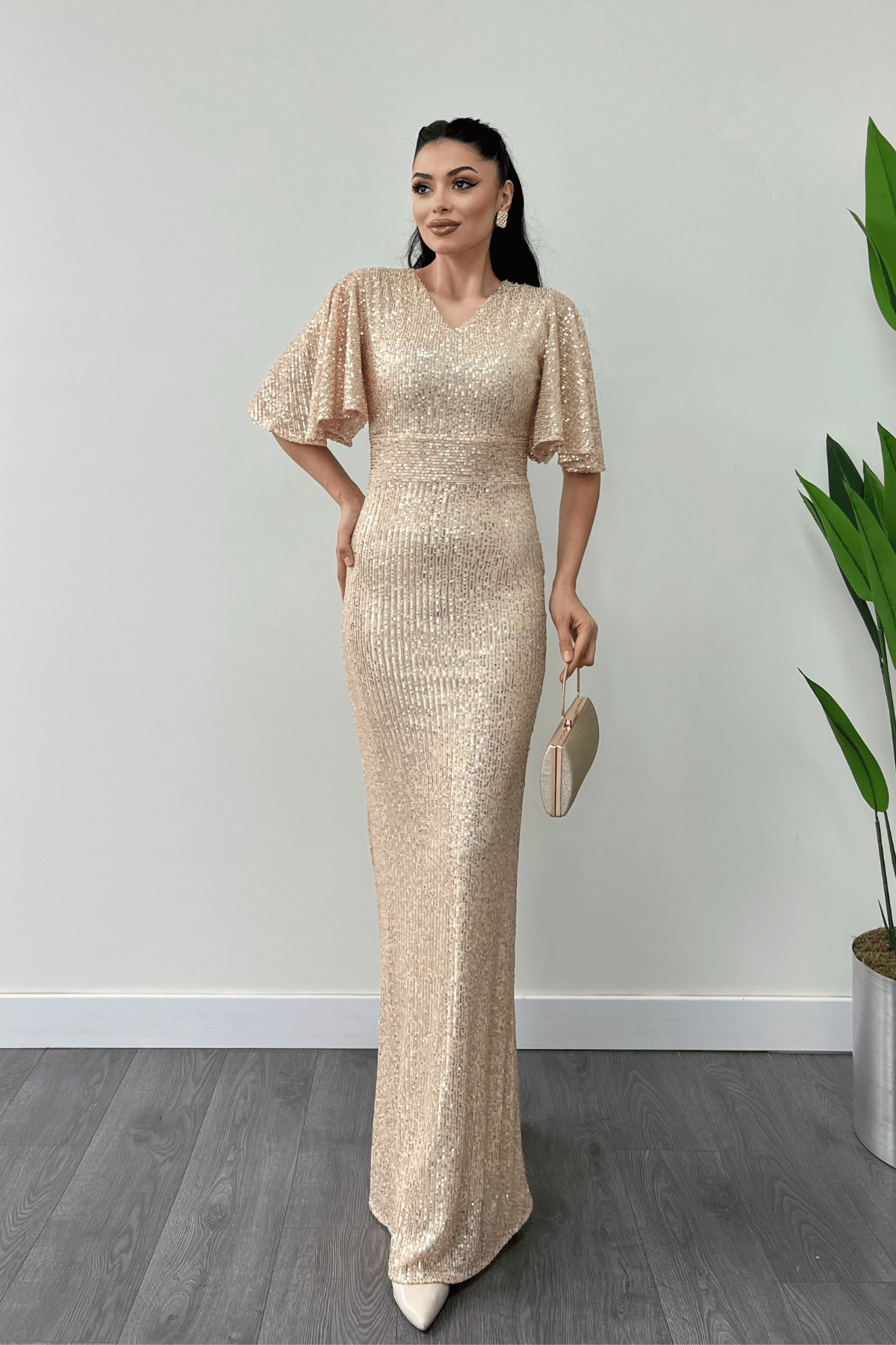 Pul Payet Kumaş V Yaka Abiye Elbise - GOLD