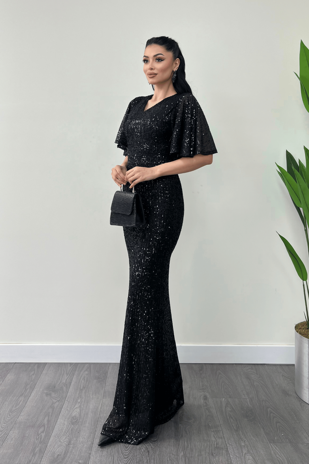 Pul Payet Kumaş V Yaka Abiye Elbise - SİYAH