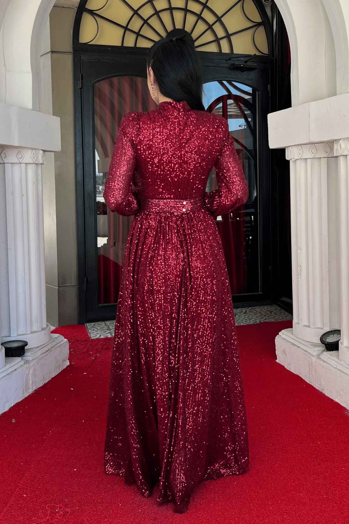 Pul Tül Payet Kumaş Büzgü Detaylı Kiloş Elbise - BORDO