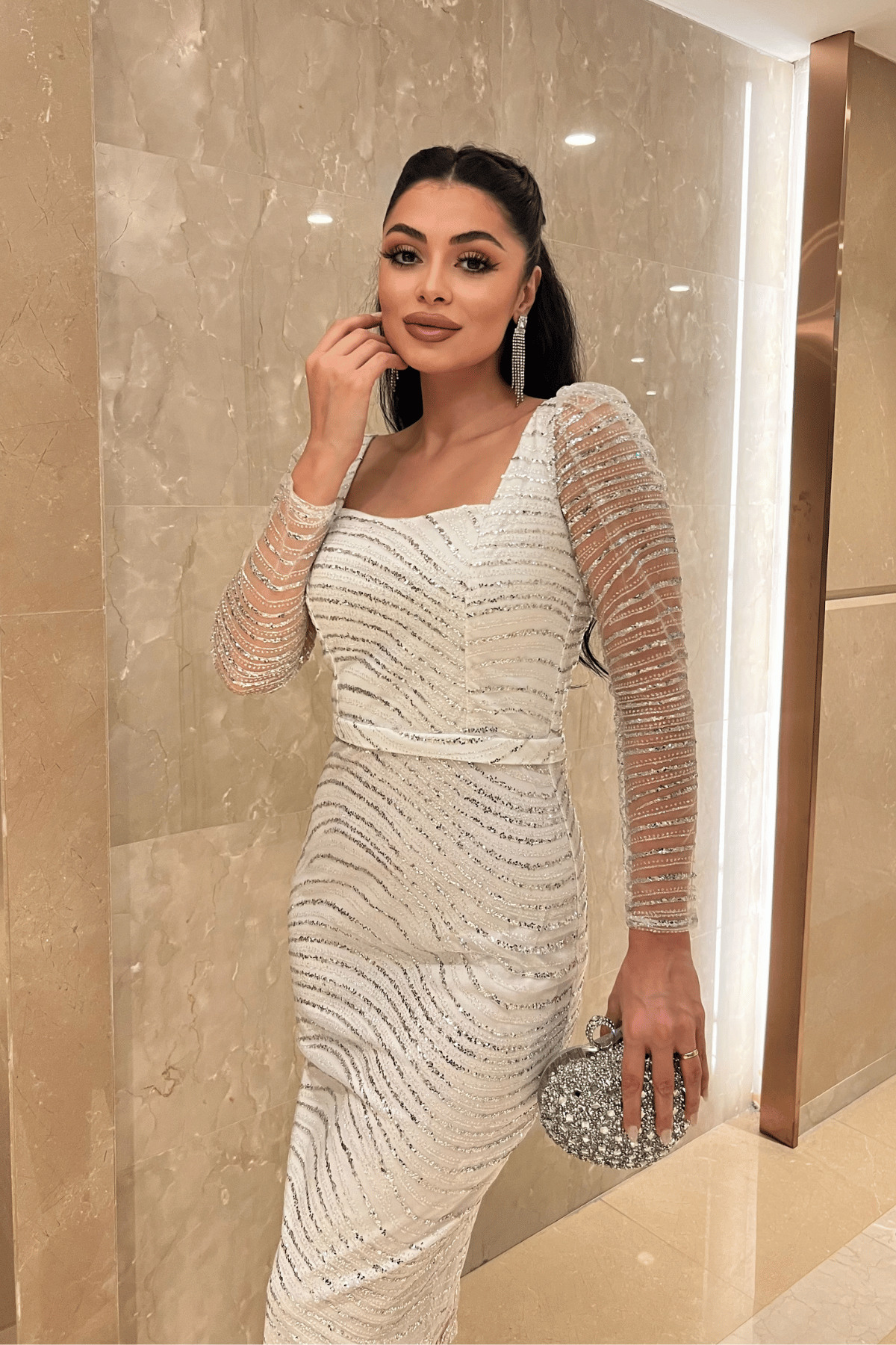 Pullu Payet Kumaş Kare Yaka Kalem Elbise - BEYAZ