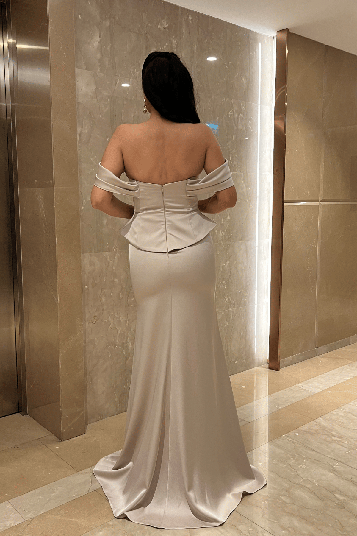 Saten Kumaş Balen Detaylı Abiye Elbise - BEJ