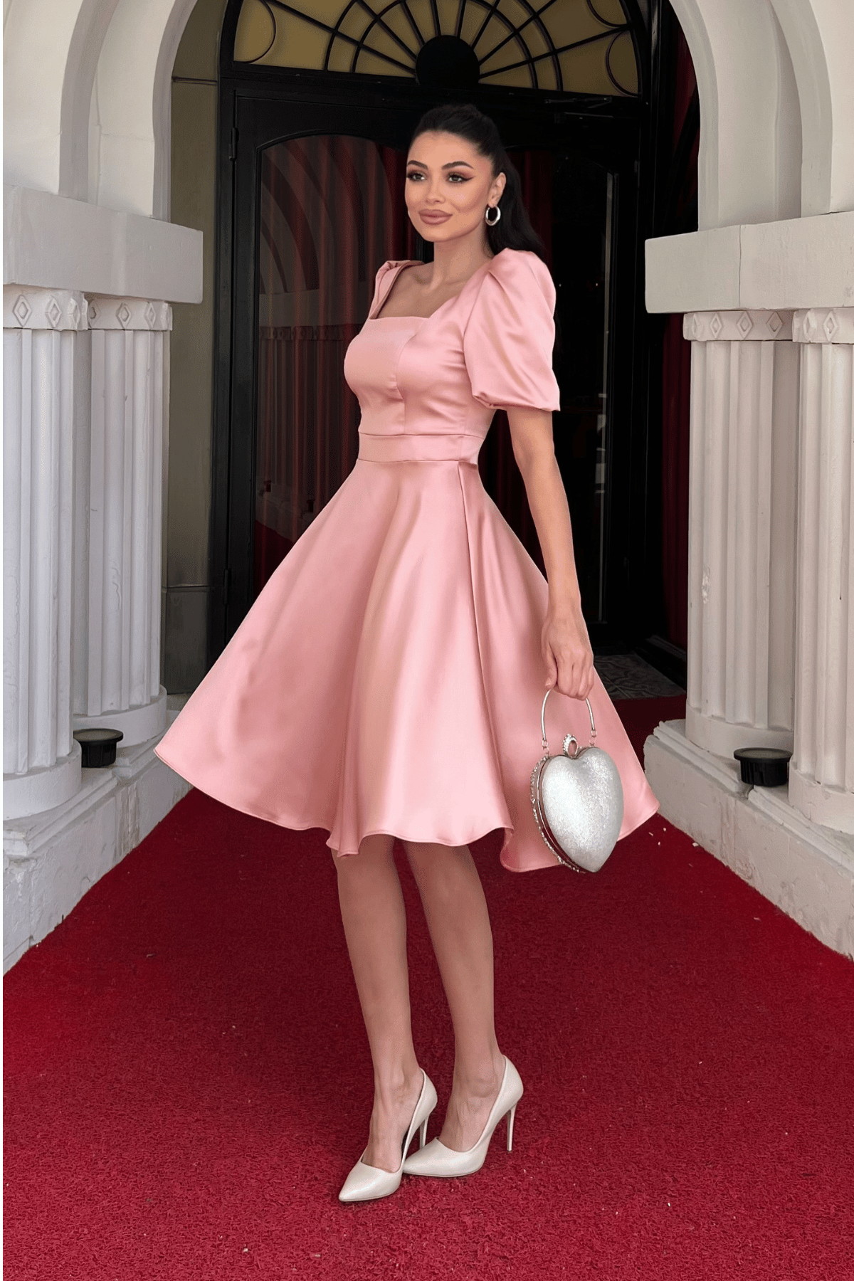 Saten Kumaş Balon Kol Mini Elbise - PUDRA