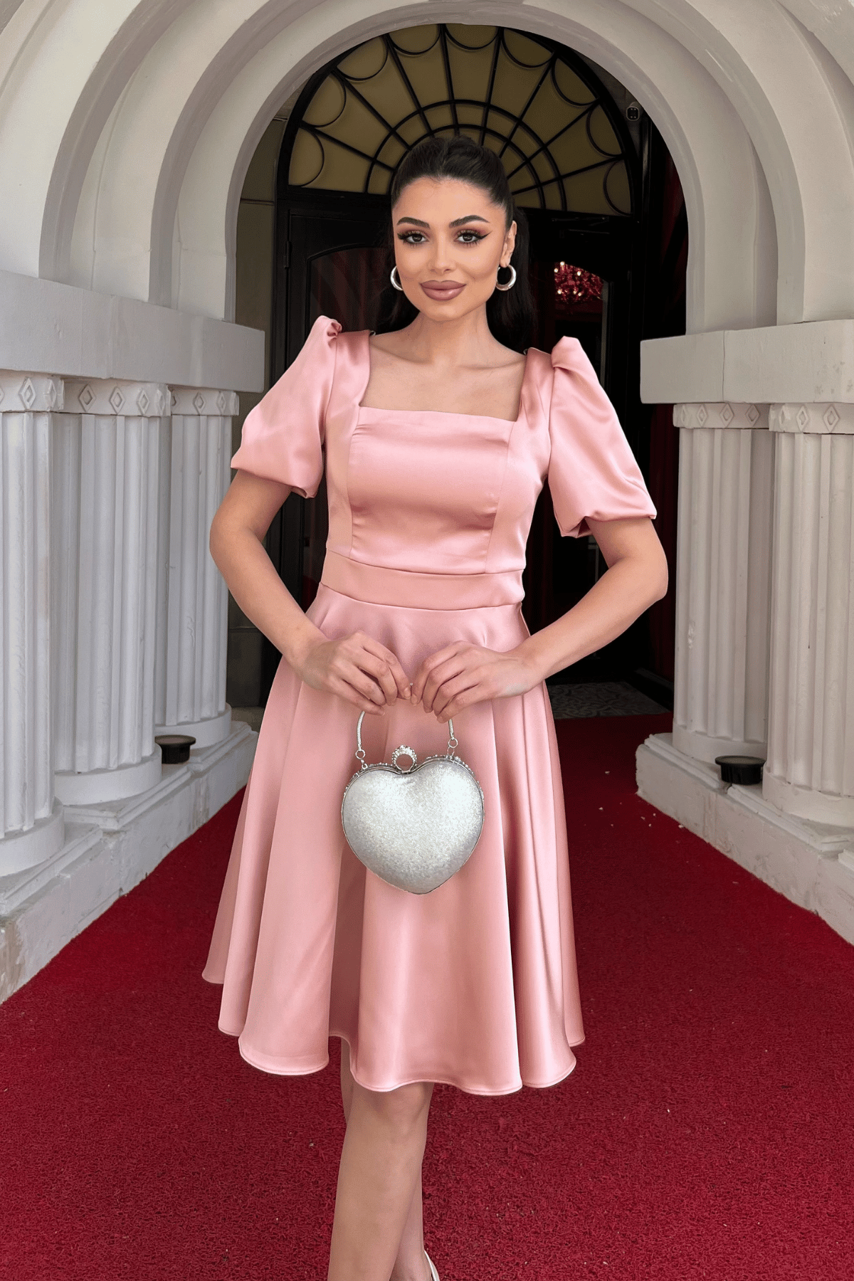 Saten Kumaş Balon Kol Mini Elbise - PUDRA
