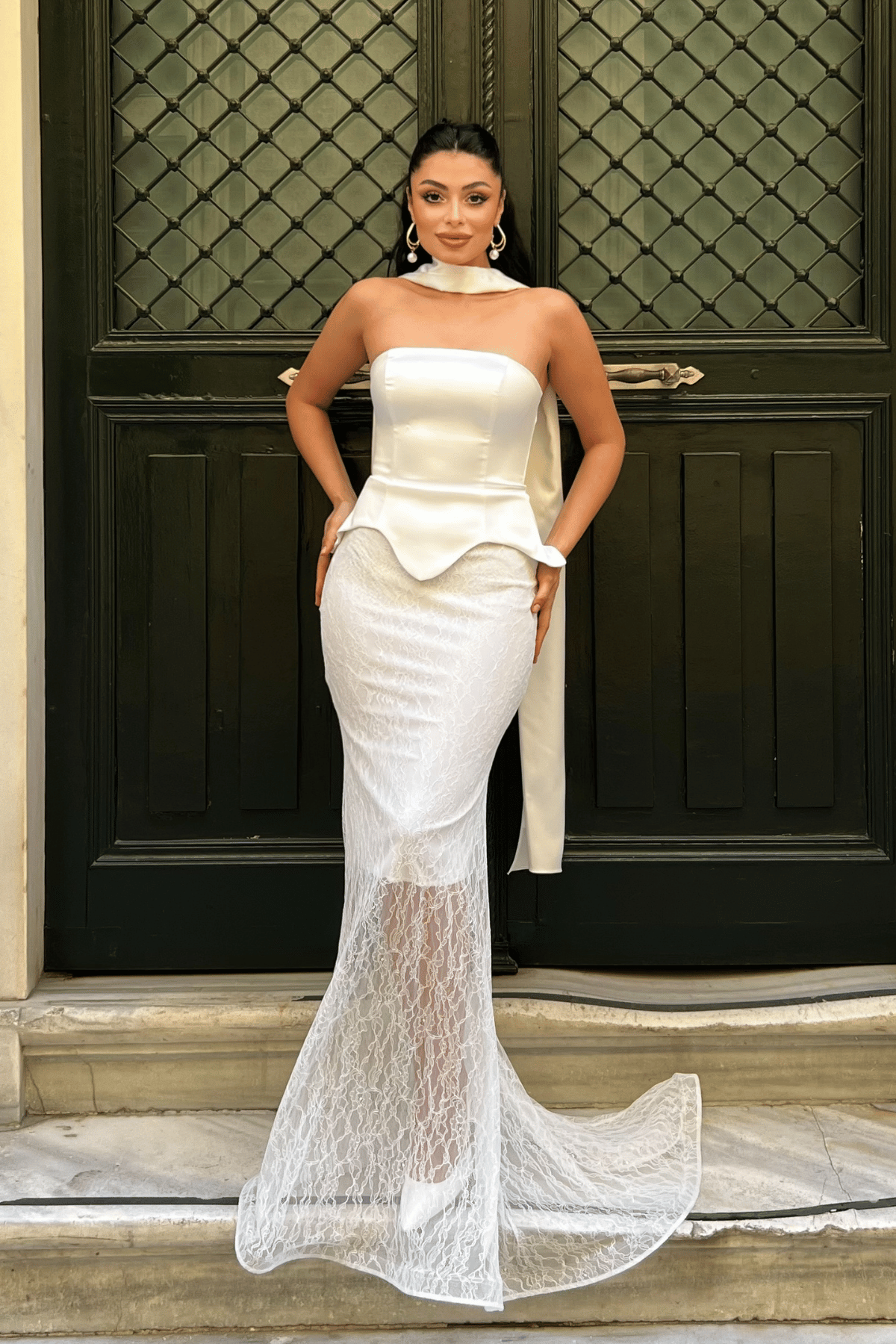 Saten Kumaş Dantel Detaylı Abiye Elbise - BEYAZ