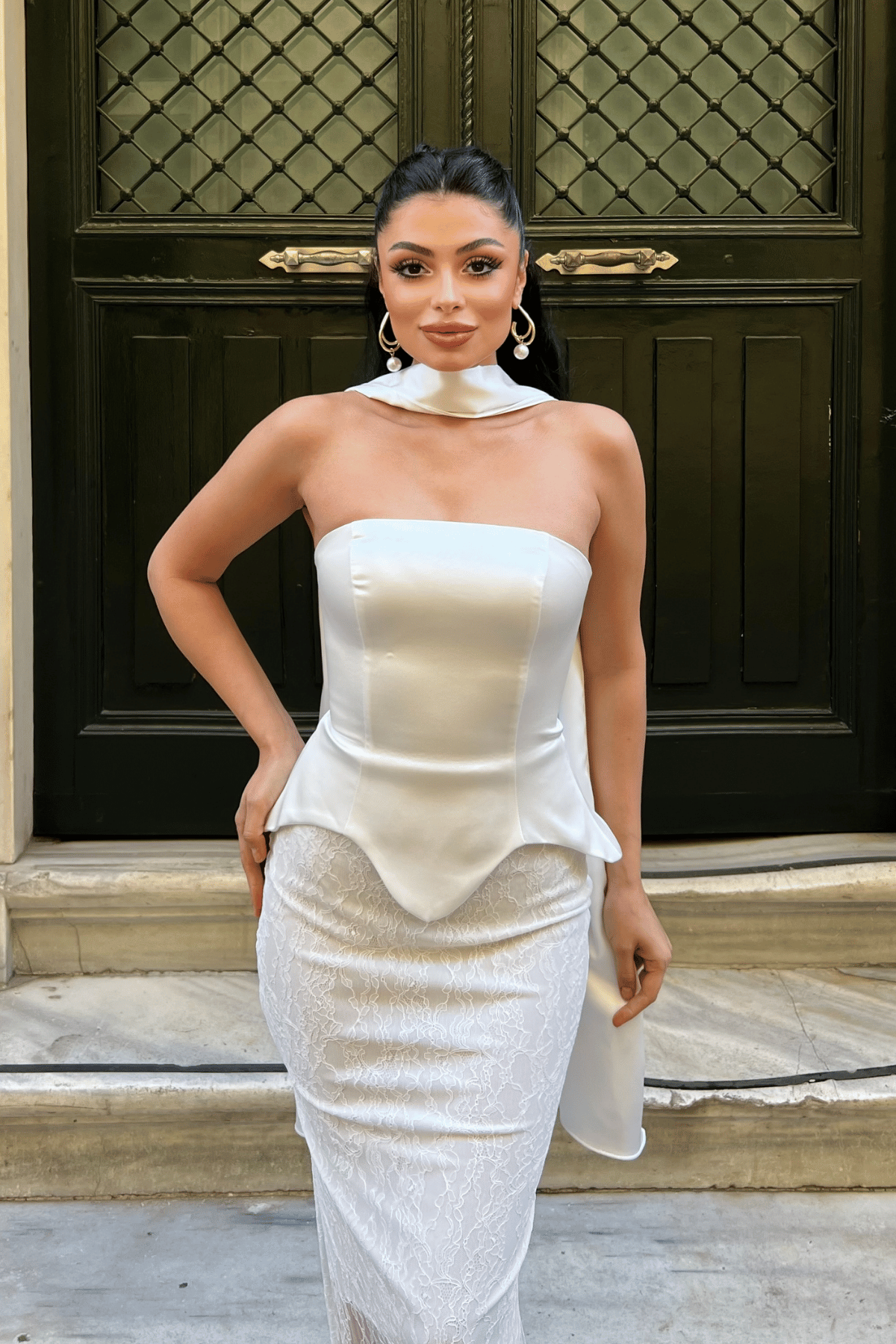 Saten Kumaş Dantel Detaylı Abiye Elbise - BEYAZ