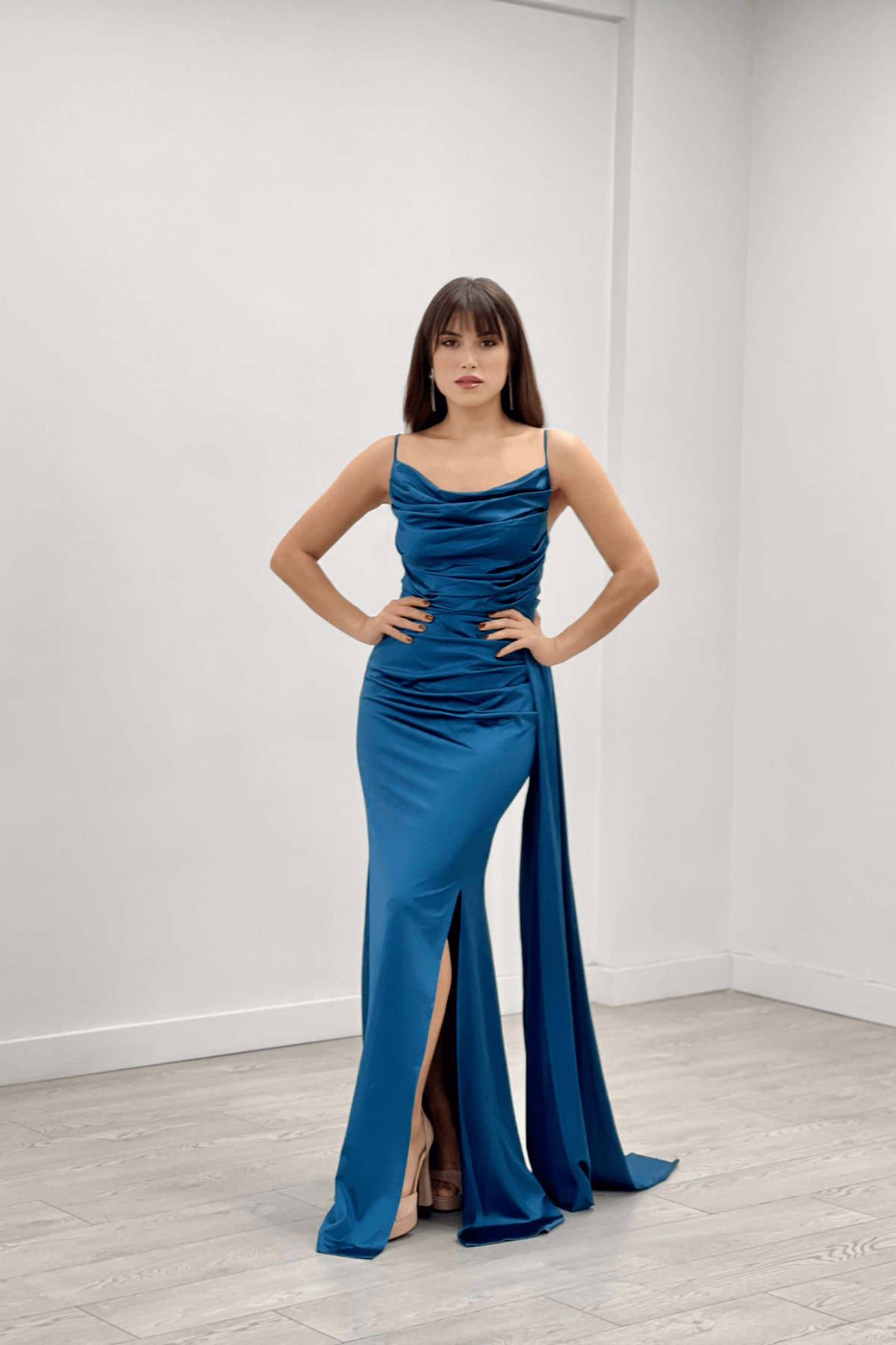 Saten Kumaş Degaje Yaka Abiye Balık Elbise - TURKUAZ