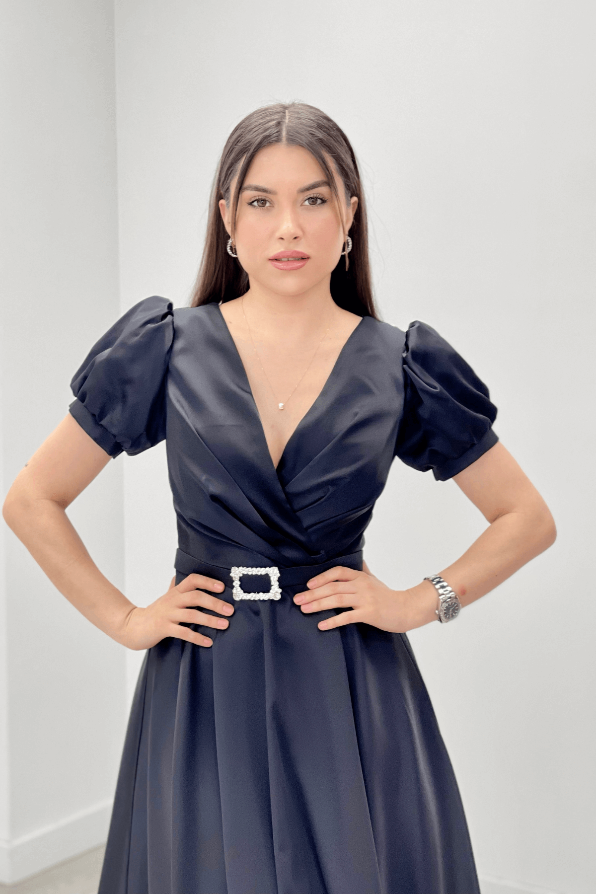 Saten Kumaş Kemer Detaylı Midi Abiye Elbise - SİYAH