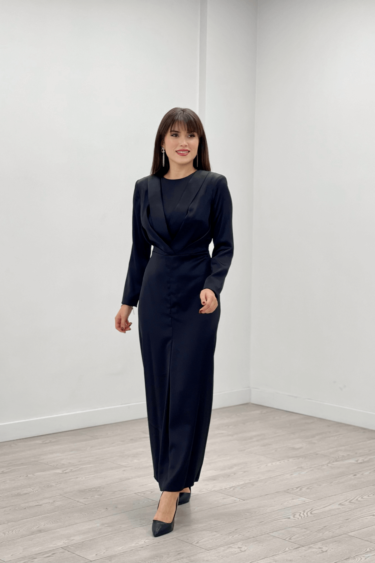 Saten Kumaş Pile Detaylı Tesettür Abiye Elbise - SİYAH