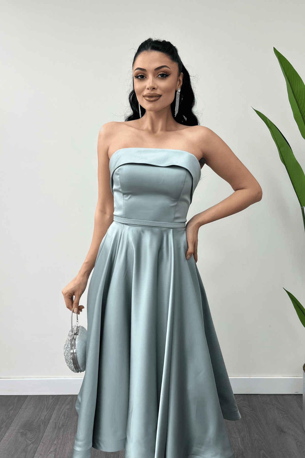 Saten Kumaş Sırt İp Detaylı Midi Elbise - MİNT YEŞİLİ