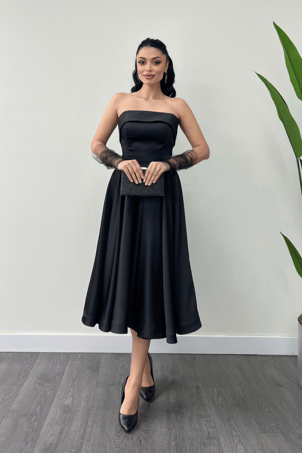 Saten Kumaş Sırt İp Detaylı Midi Elbise - SİYAH