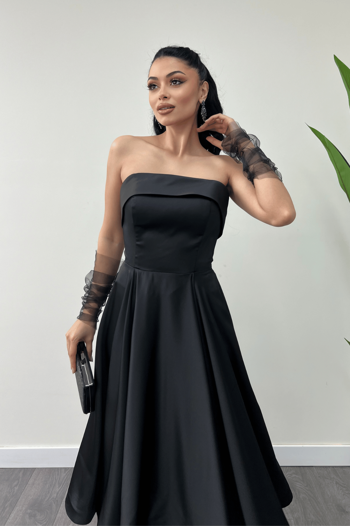 Saten Kumaş Sırt İp Detaylı Midi Elbise - SİYAH