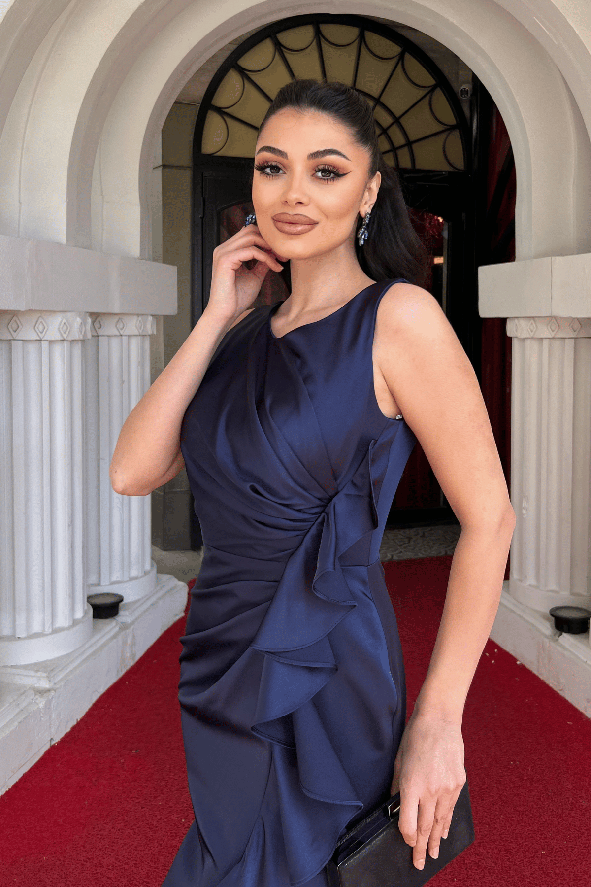 Saten Kumaş Volan Detaylı Balık Elbise - LACİVERT